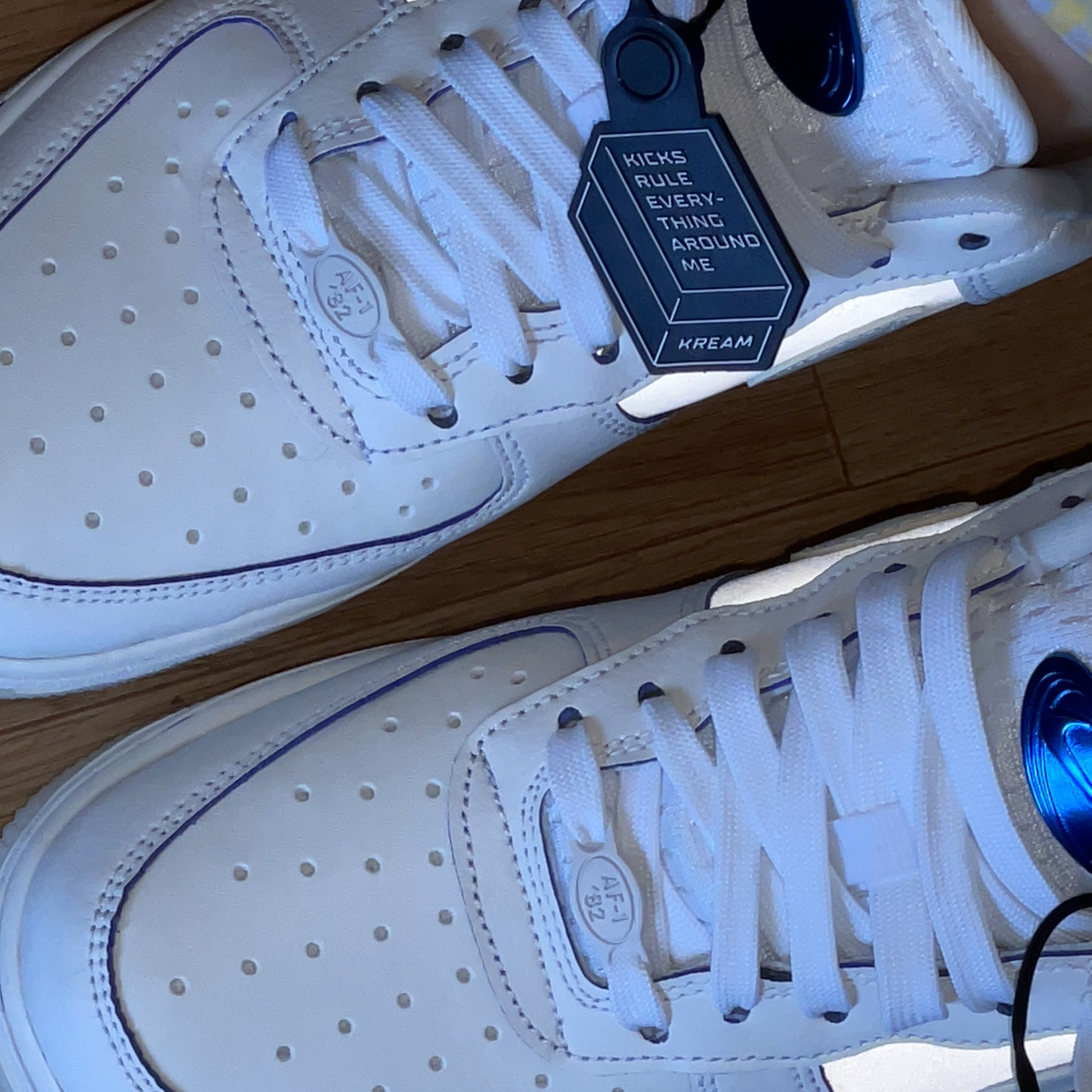 (W) Nike Air Force 1 '07 LX Game Royal Sail 착용 스타일