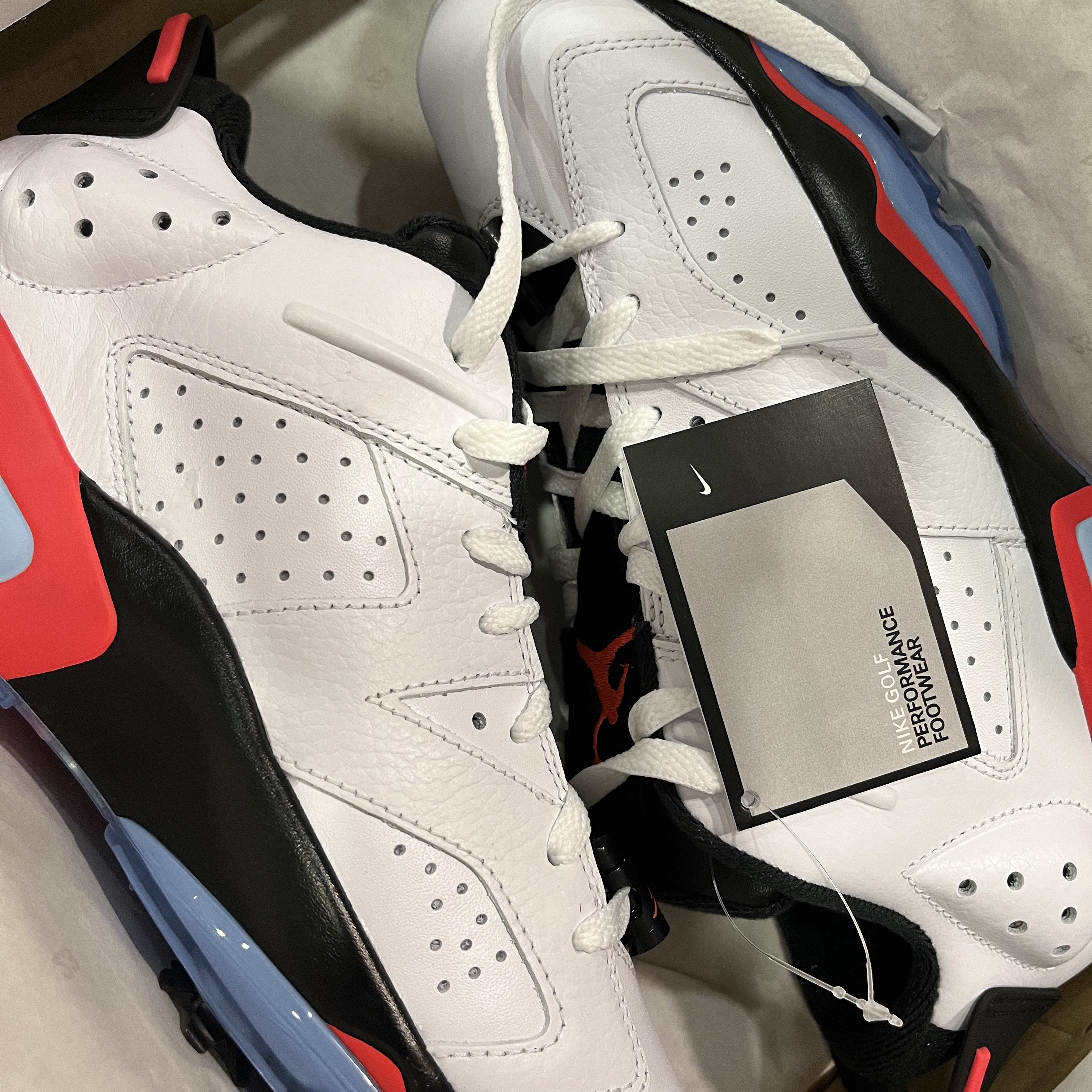 Jordan 6 Retro Low Golf White Infrared 23 착용 스타일 - 1