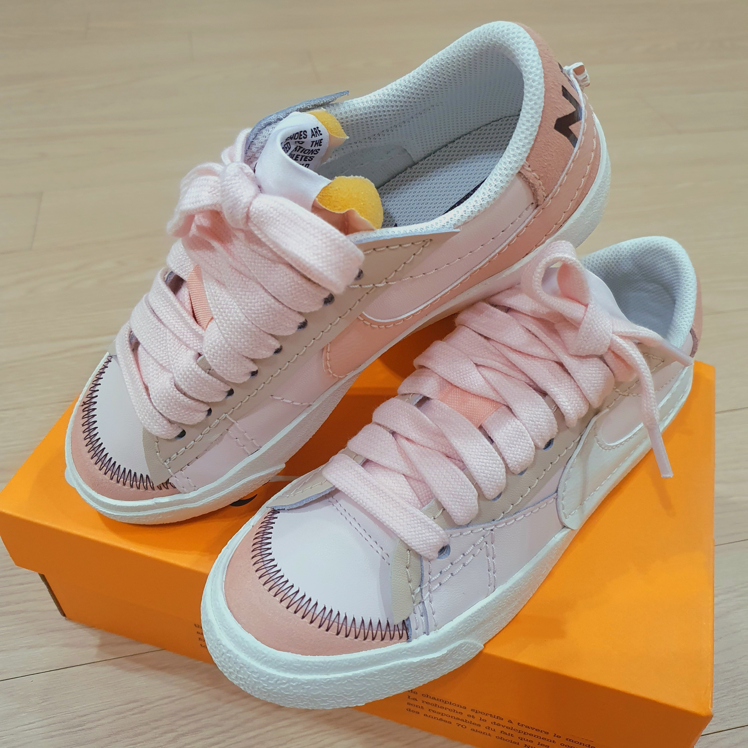 (W) Nike Blazer Low '77 Jumbo Light Soft Pink 착용 스타일