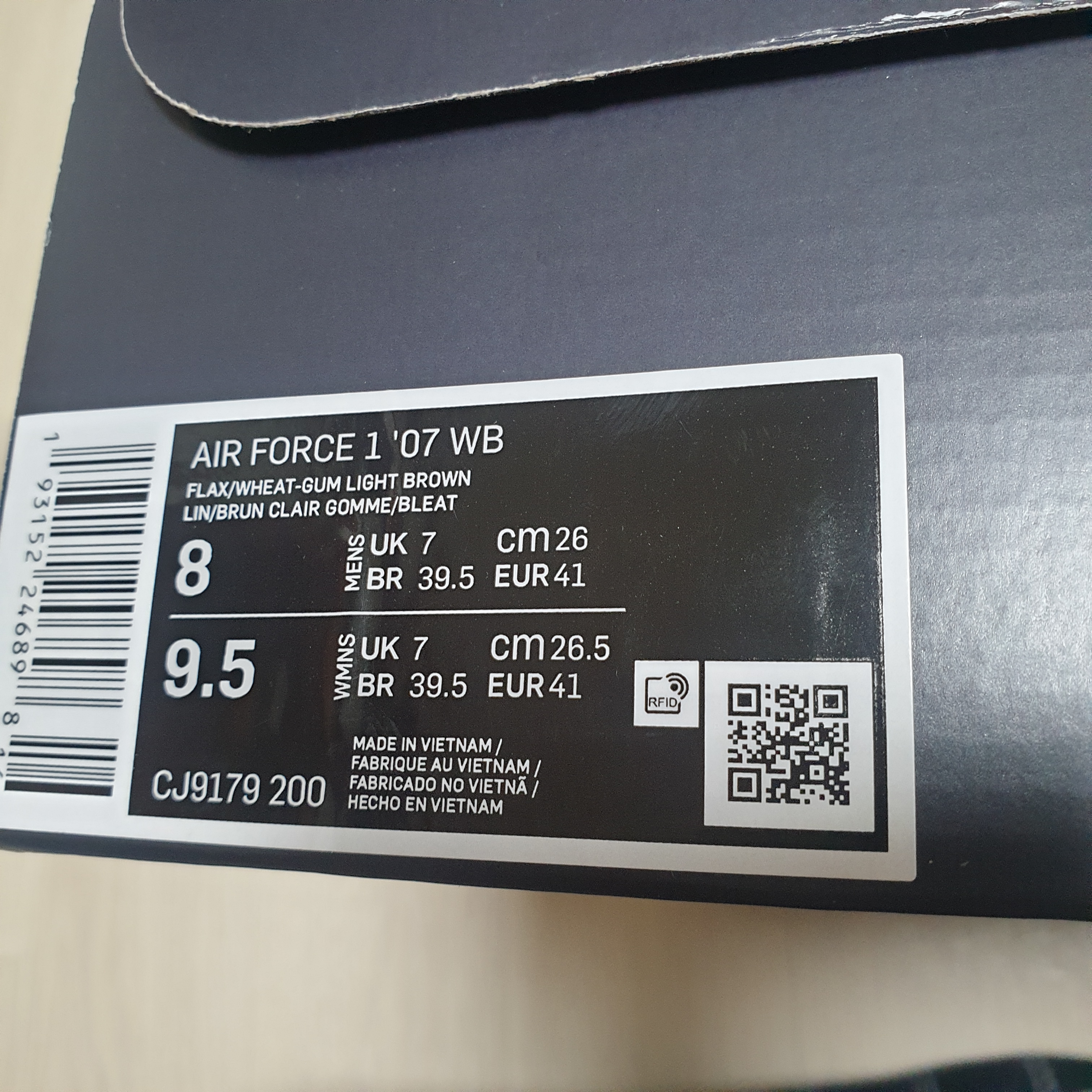 Nike Air Force 1 '07 WB Flax 착용 스타일 - 2