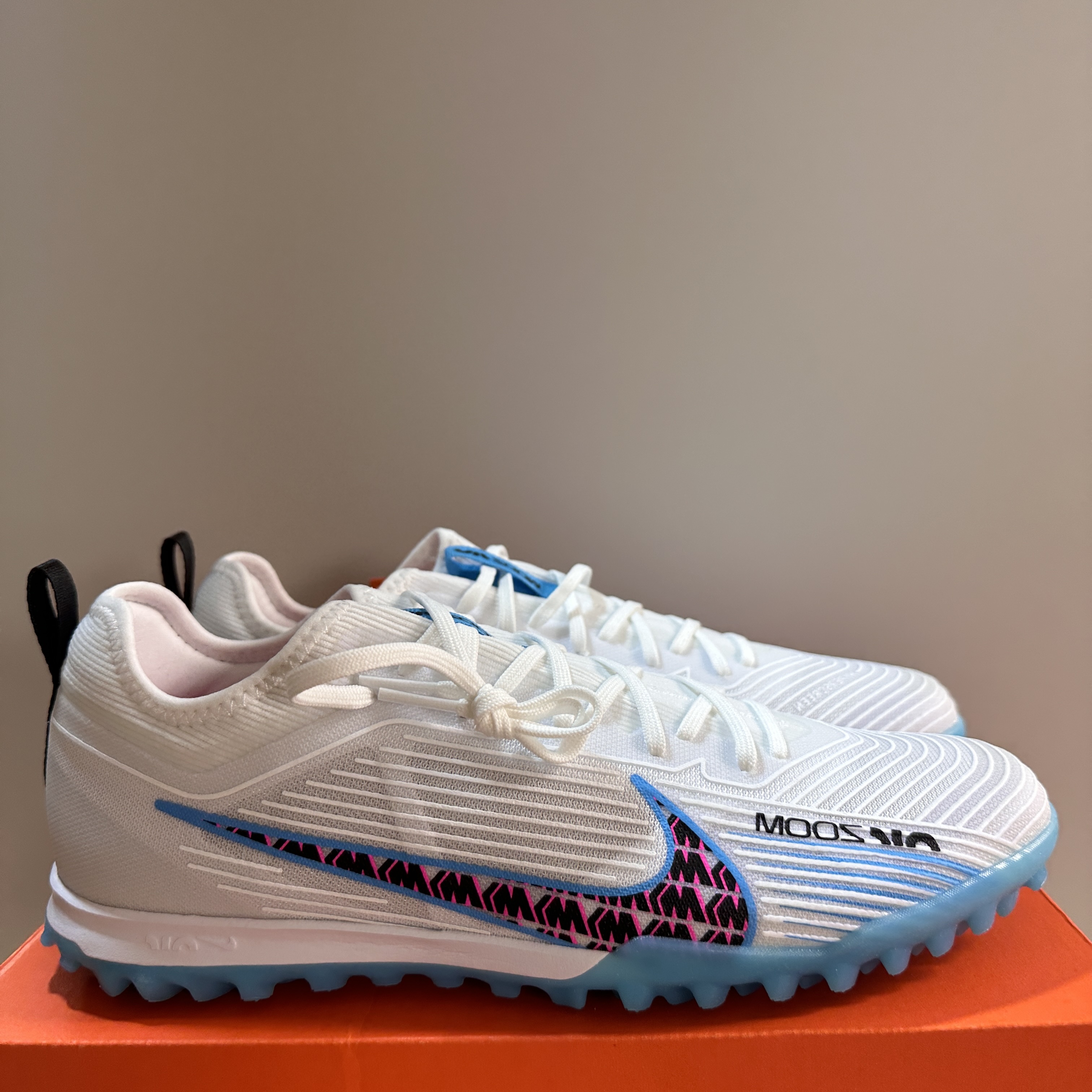 Nike Zoom Mercurial Vapor 15 Pro TF White Baltic Blue 착용 스타일