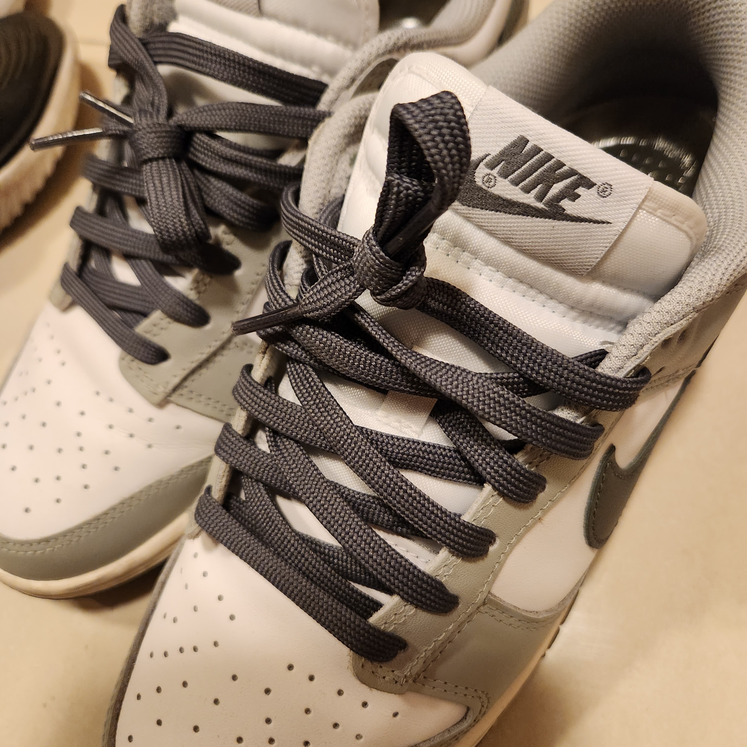 (W) Nike Dunk Low Light Smoke Grey 착용 스타일