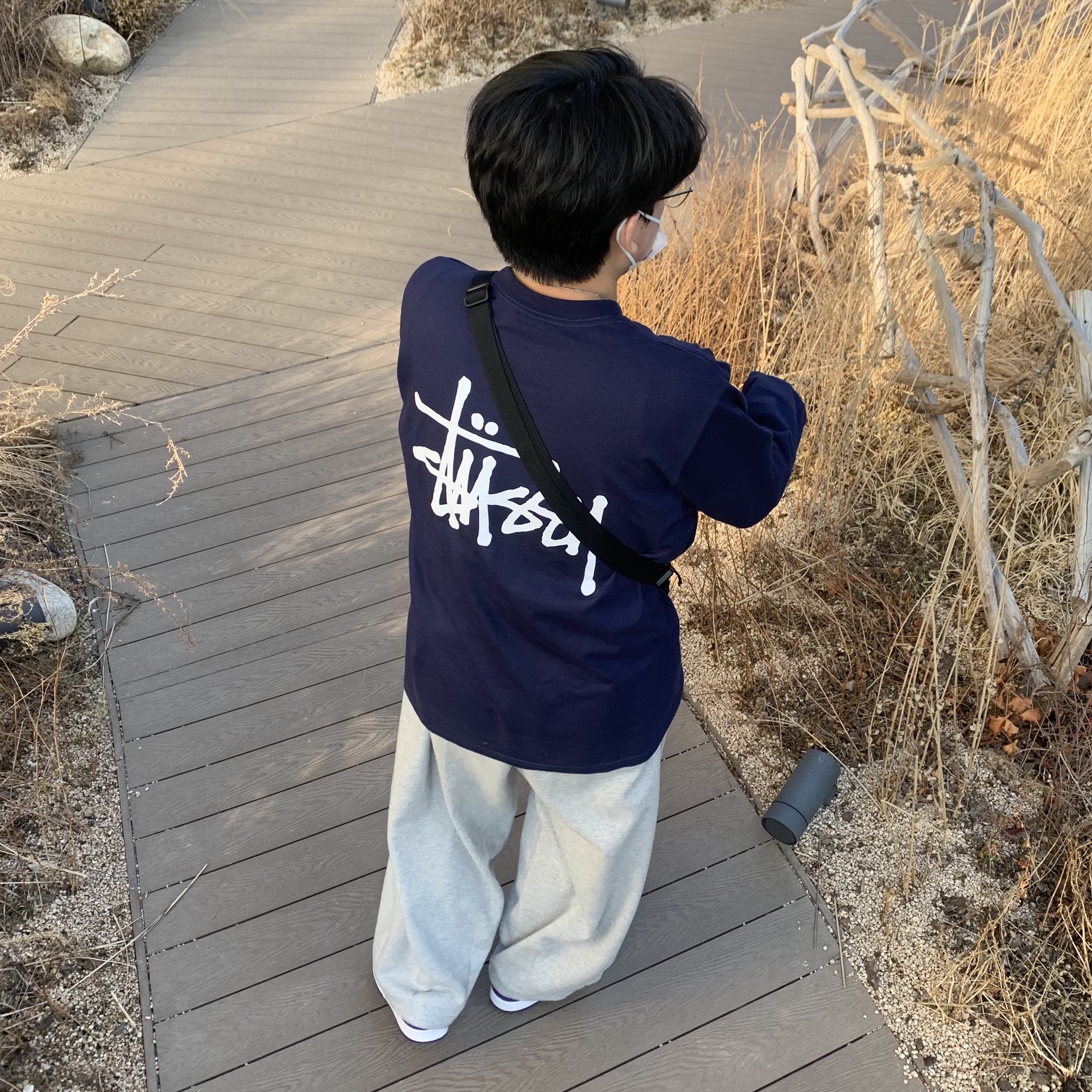 Stussy Basic Stussy LS T-Shirt Navy 2022, Nike Dunk Low Retro Championship Court Purple 착용 스타일 - 1