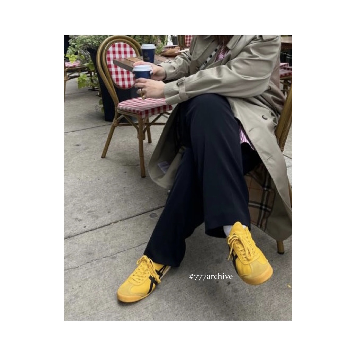 Onitsuka Tiger Mexico 66 Yellow Black 착용 스타일 - 5
