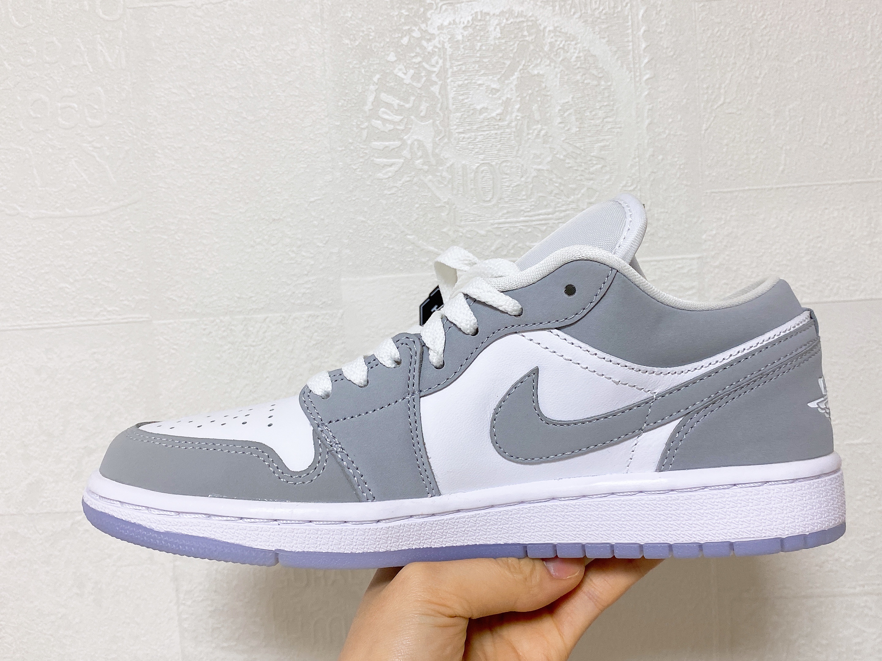 (W) Jordan 1 Low White Wolf Grey 착용 스타일