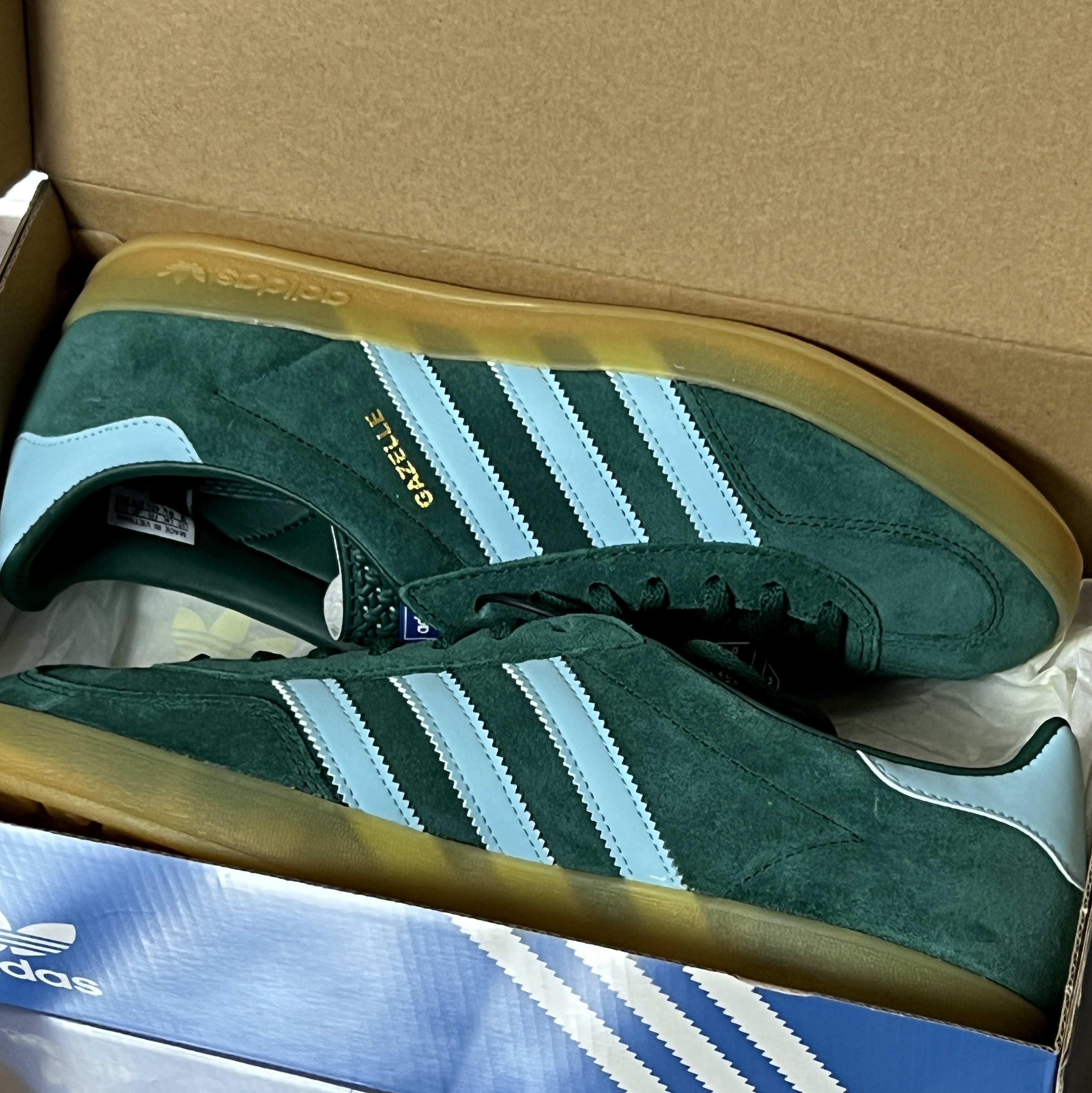 Adidas Gazelle Indoor Collegiate Green Hazy Sky 착용 스타일