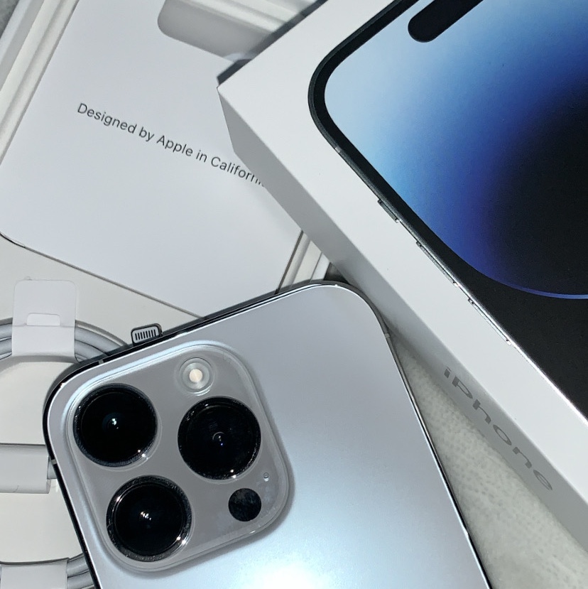 Apple iPhone 14 Pro 128GB Silver (Korean Ver.) 착용 스타일