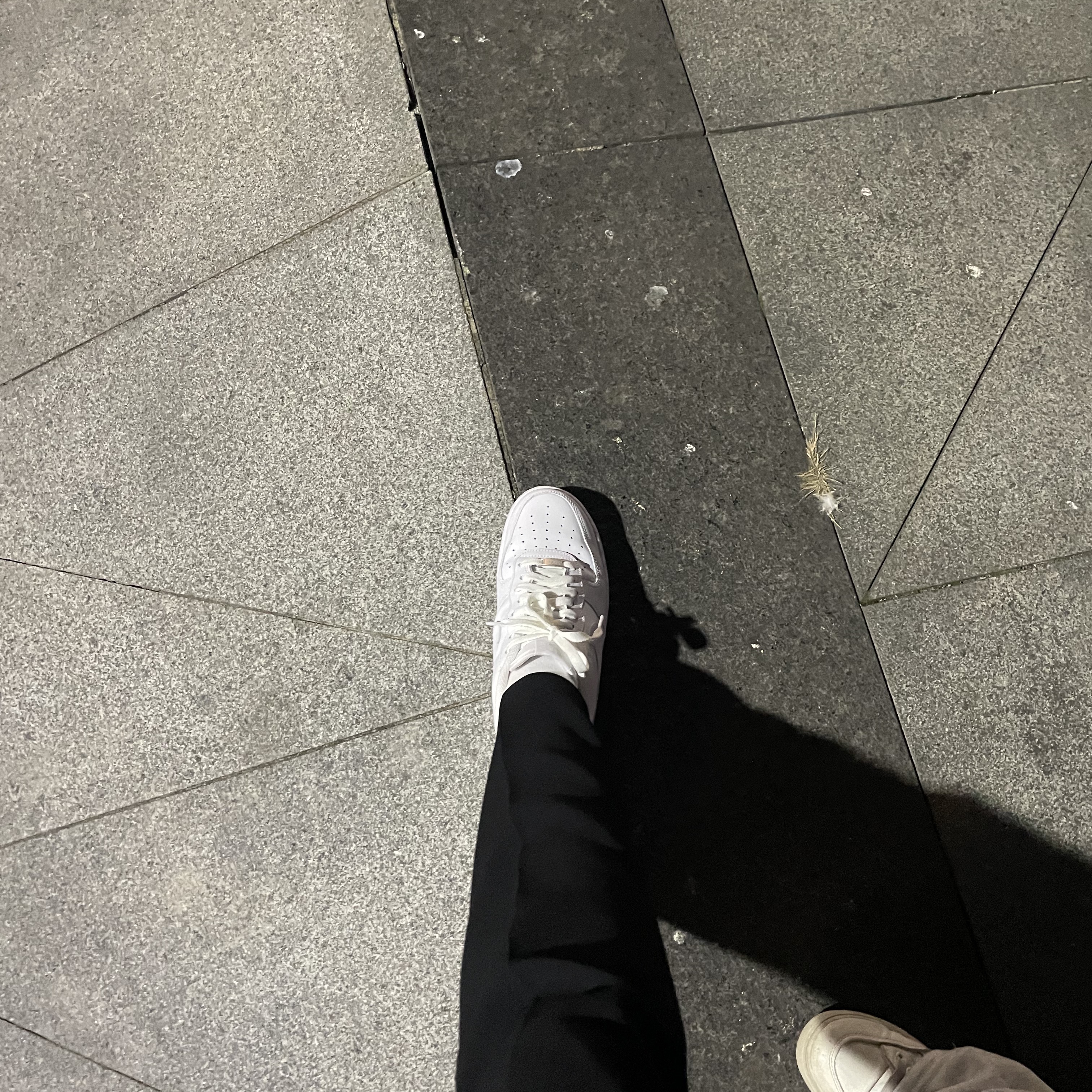 Nike Air Force 1 '07 Low White 착용 스타일