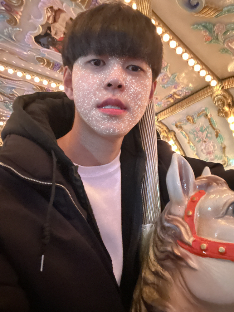 KREAM 프로필 이미지