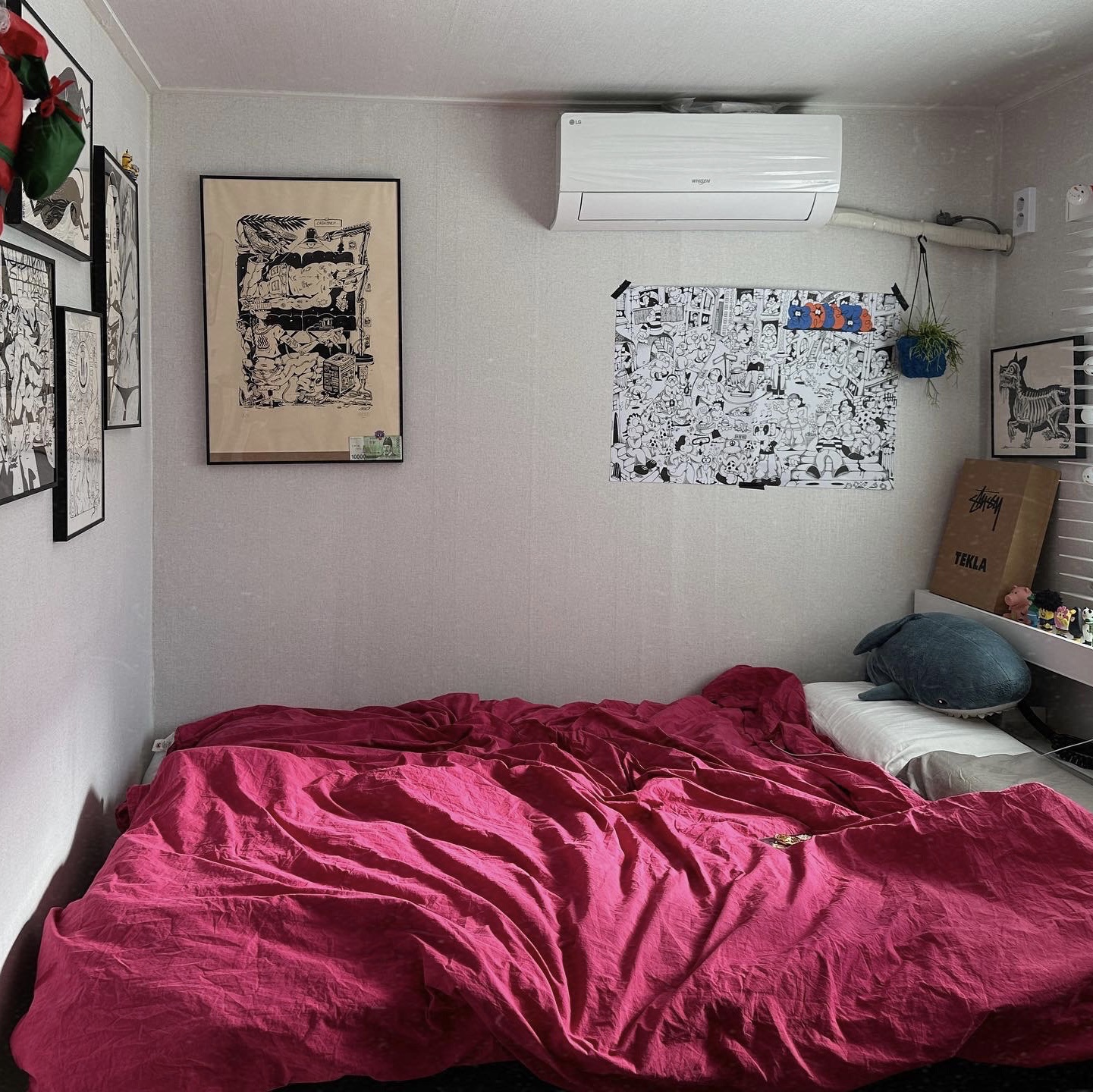 Stussy x Tekla Percale Duvet Cover Berry (230x235cm) 착용 스타일 - 1