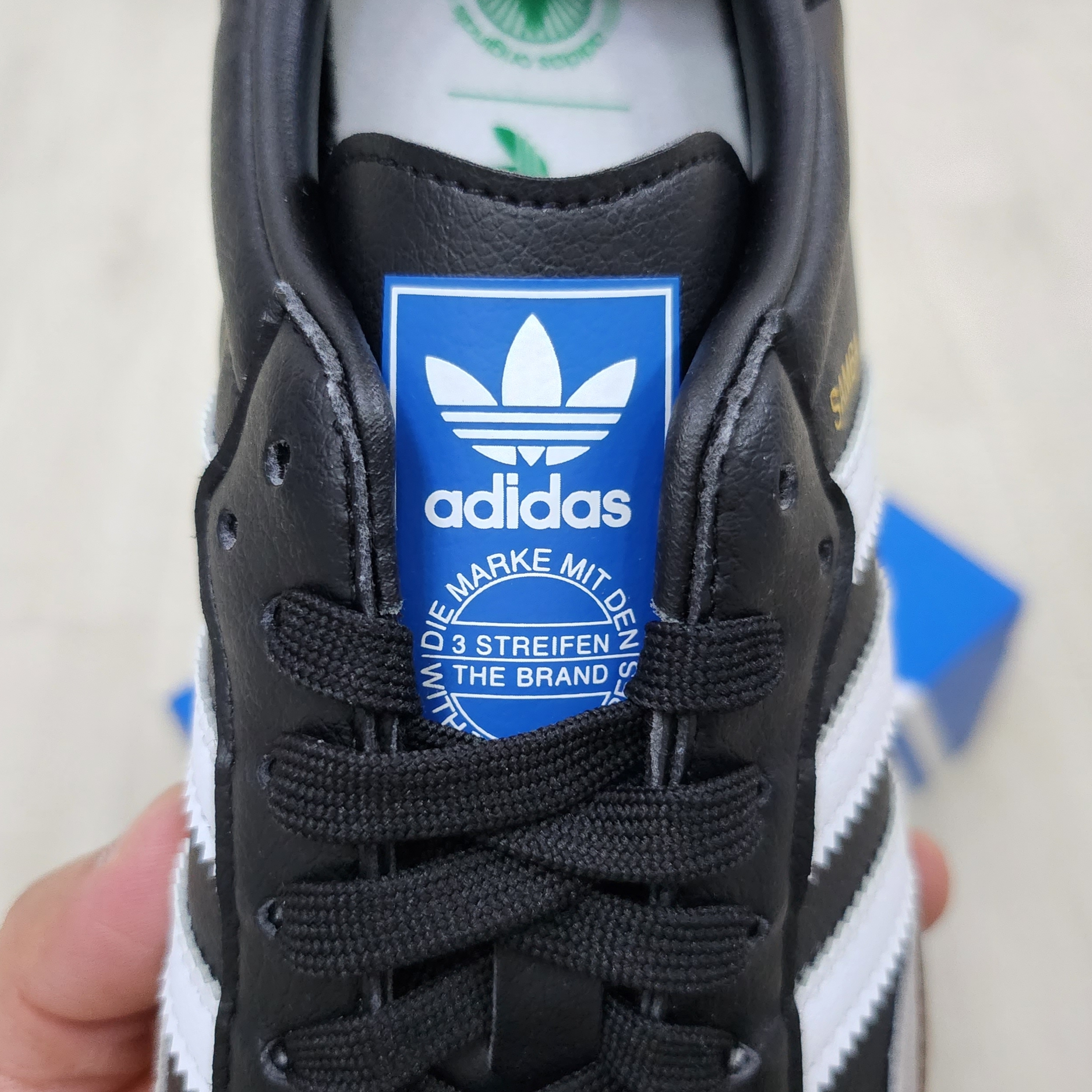 Adidas Samba Vegan Black White 착용 스타일 - 3