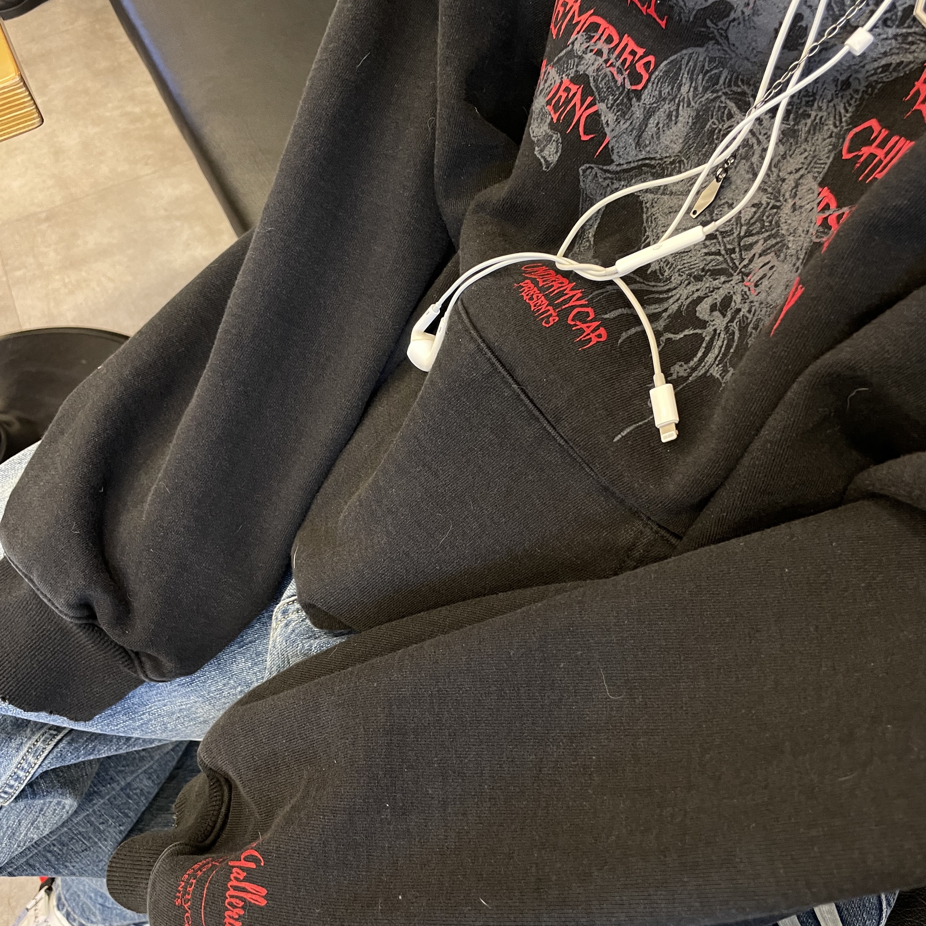 Undermycar Otter Oversized Damage-Washed Hood Zip-Up Dust - 23SS, Undermycar Rumlow Back Zip Cotton Garment Bomber Dark Gull - 22FW 착용 스타일 - 3