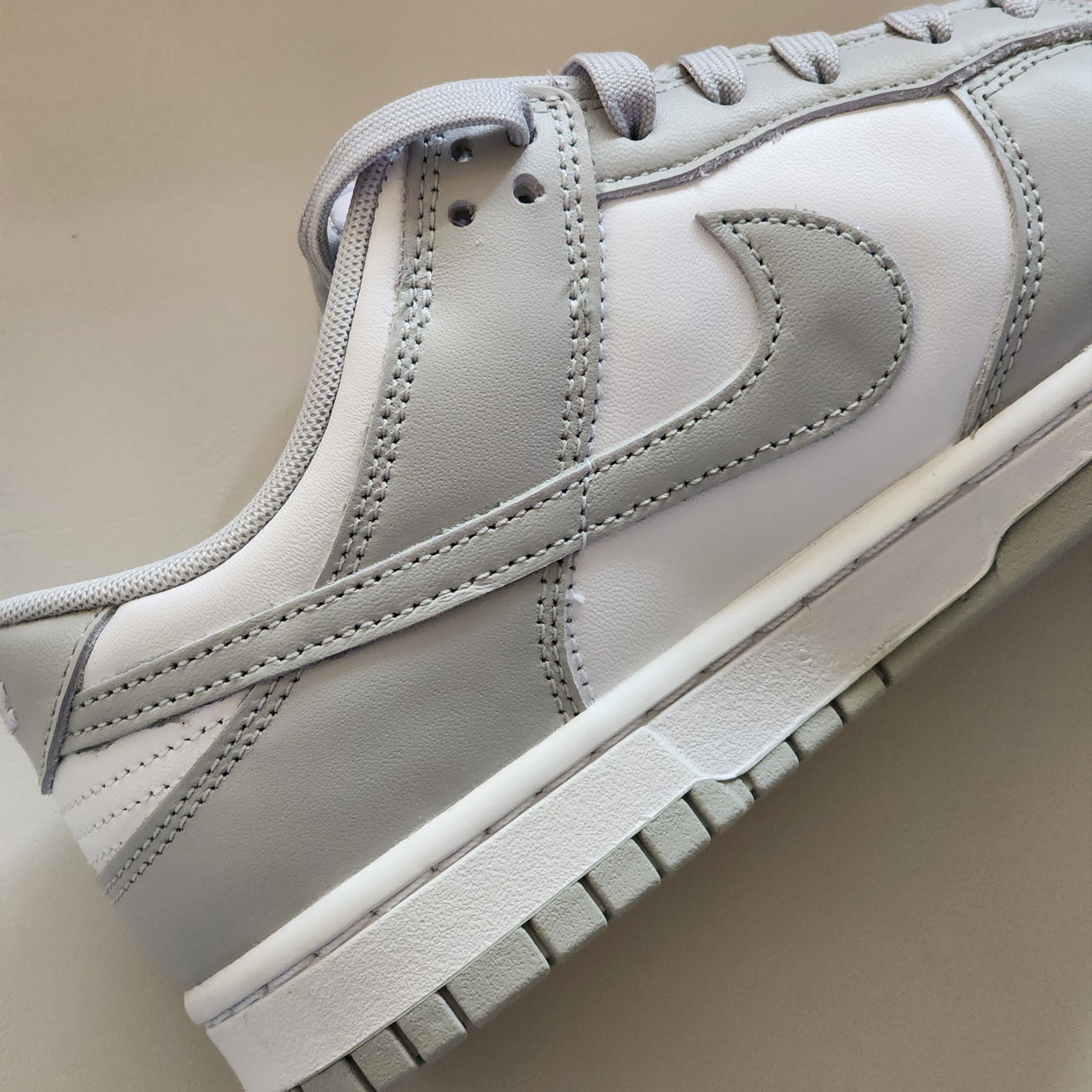 Nike Dunk Low Retro Grey Fog 착용 스타일 - 4