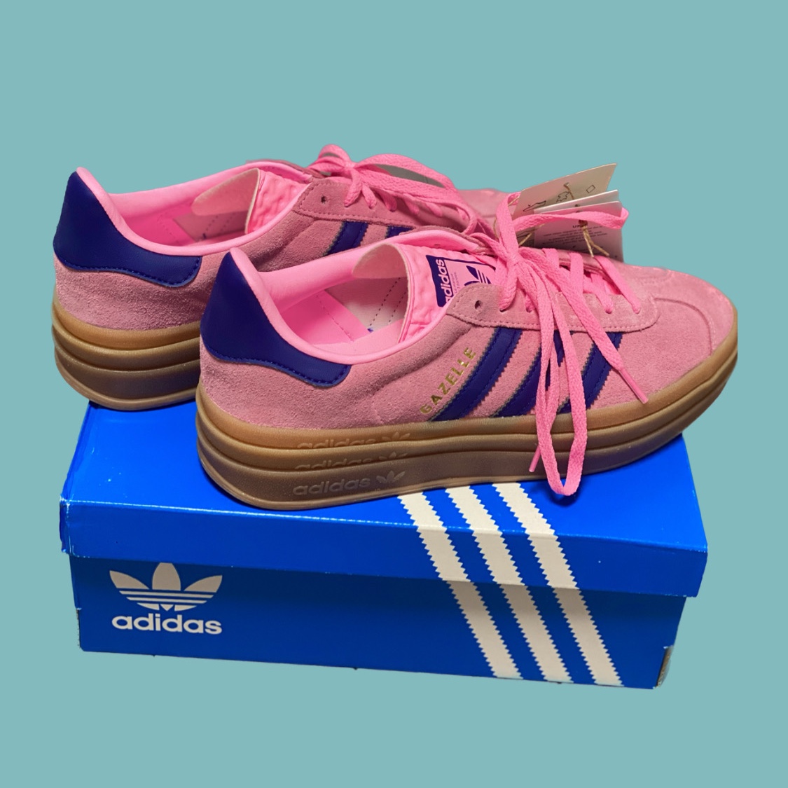 (W) Adidas Gazelle Bold Pink Glow Victory Blue 착용 스타일