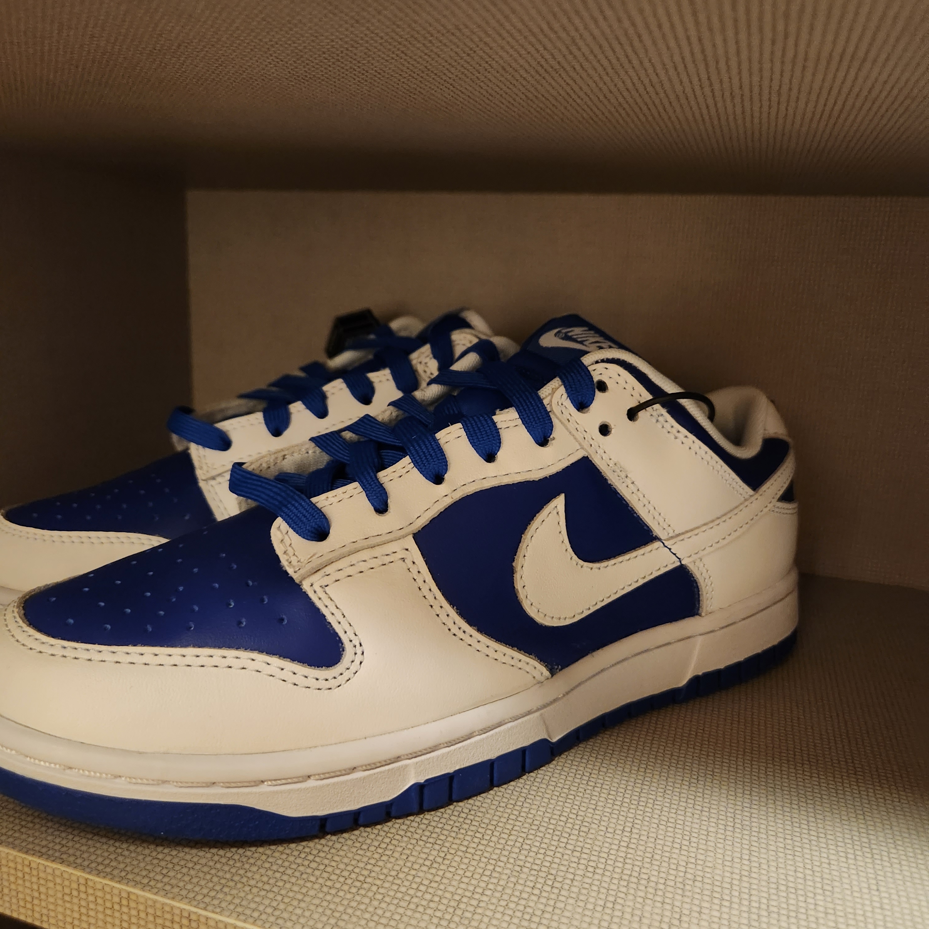 Nike Dunk Low Retro Racer Blue and White 착용 스타일