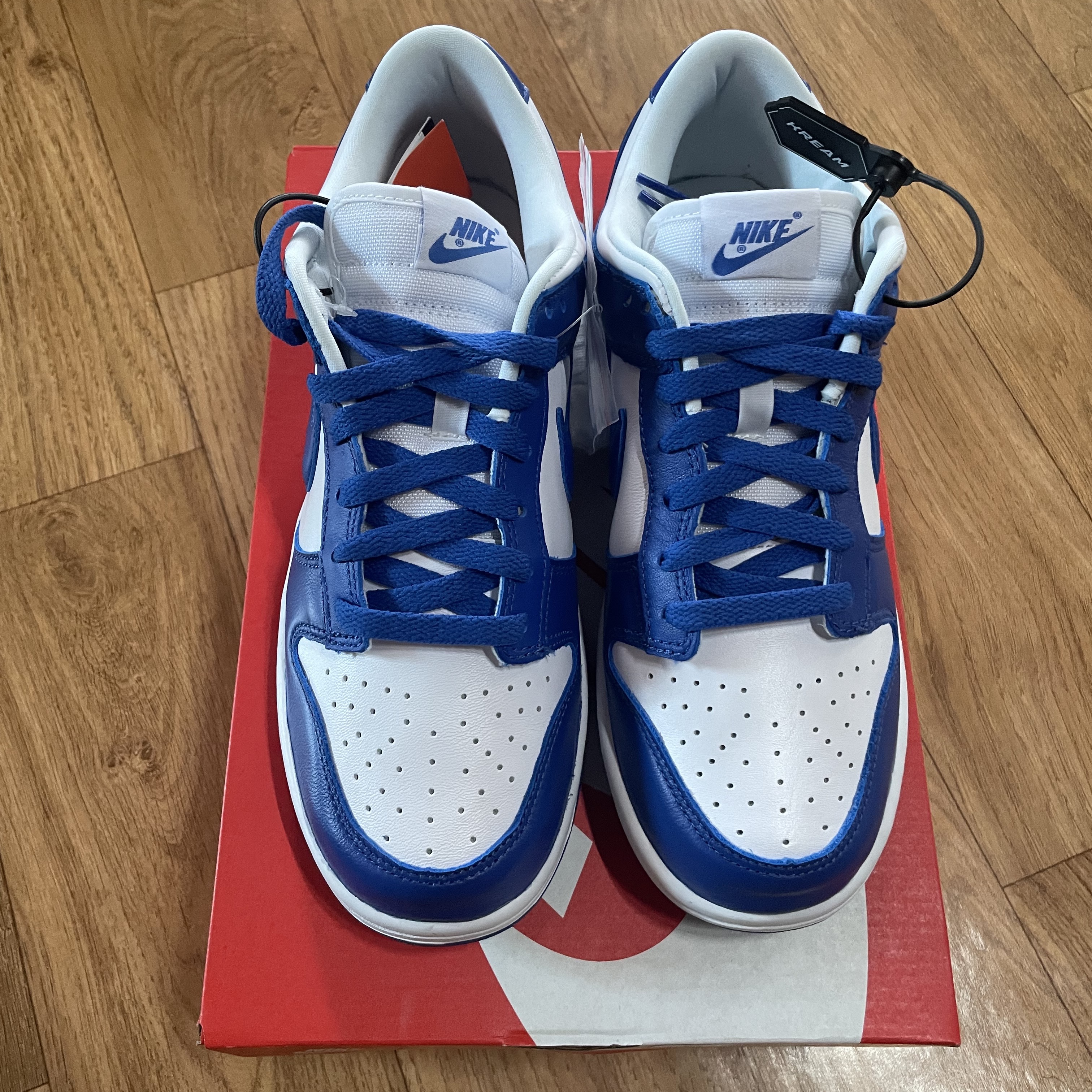 Nike Dunk Low SP Kentucky 2022 착용 스타일