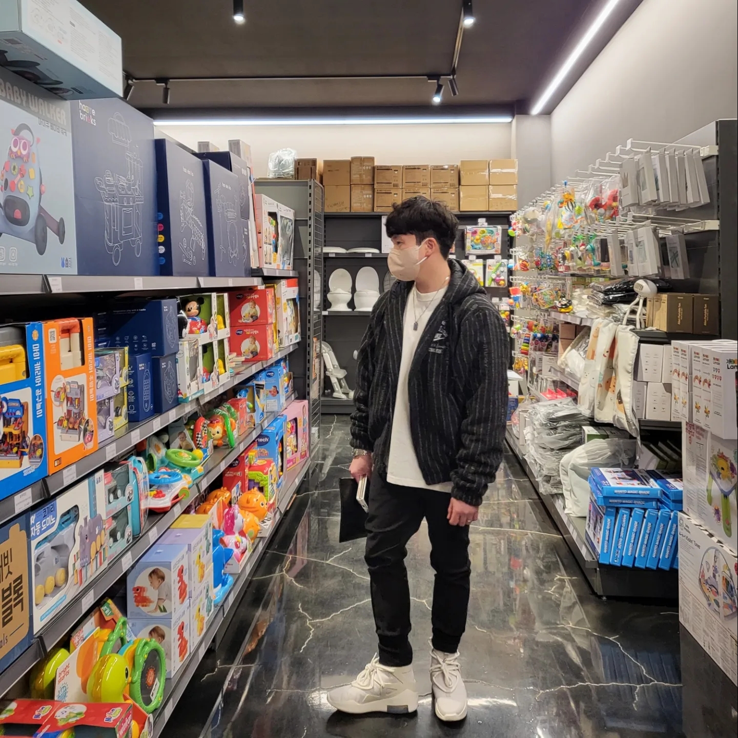 Nike x Stussy NRG Striped Wool Jacket Black (DR4023-010) 착용 스타일 - 1