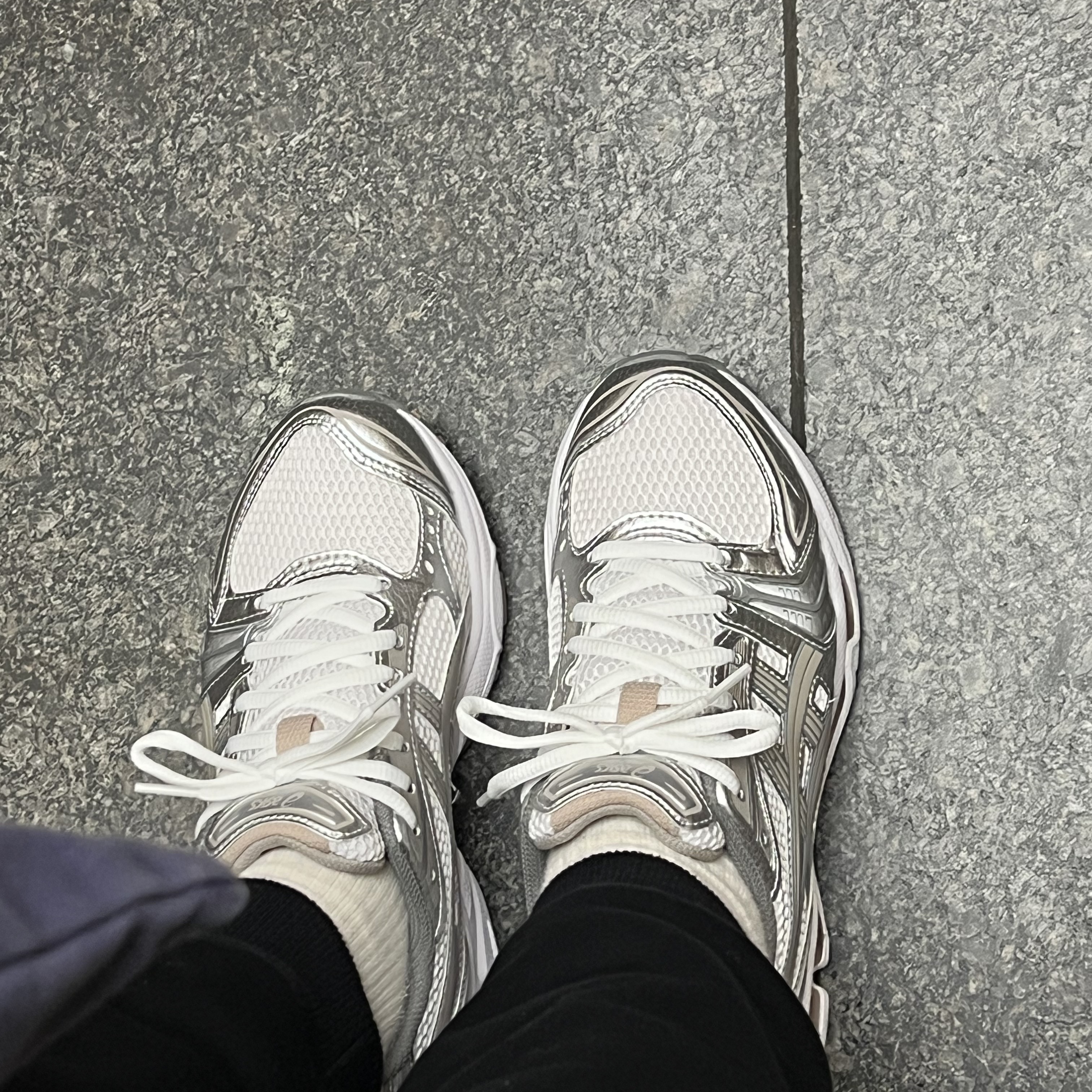 (W) Asics Gel-Kayano 14 White Moonrock 착용 스타일 - 2