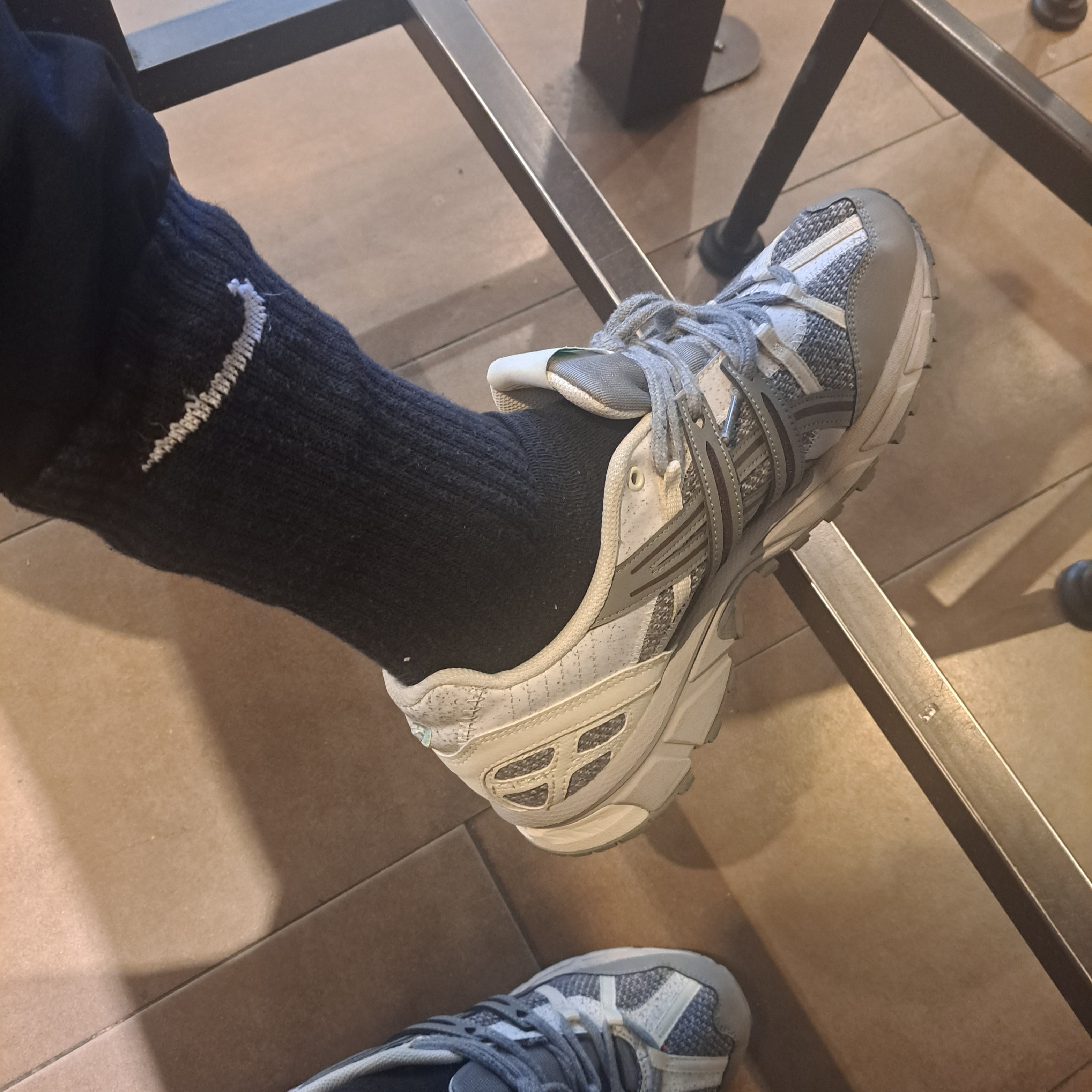 Asics Gel-Sonoma 15-50 Oyster Grey Cream 착용 스타일