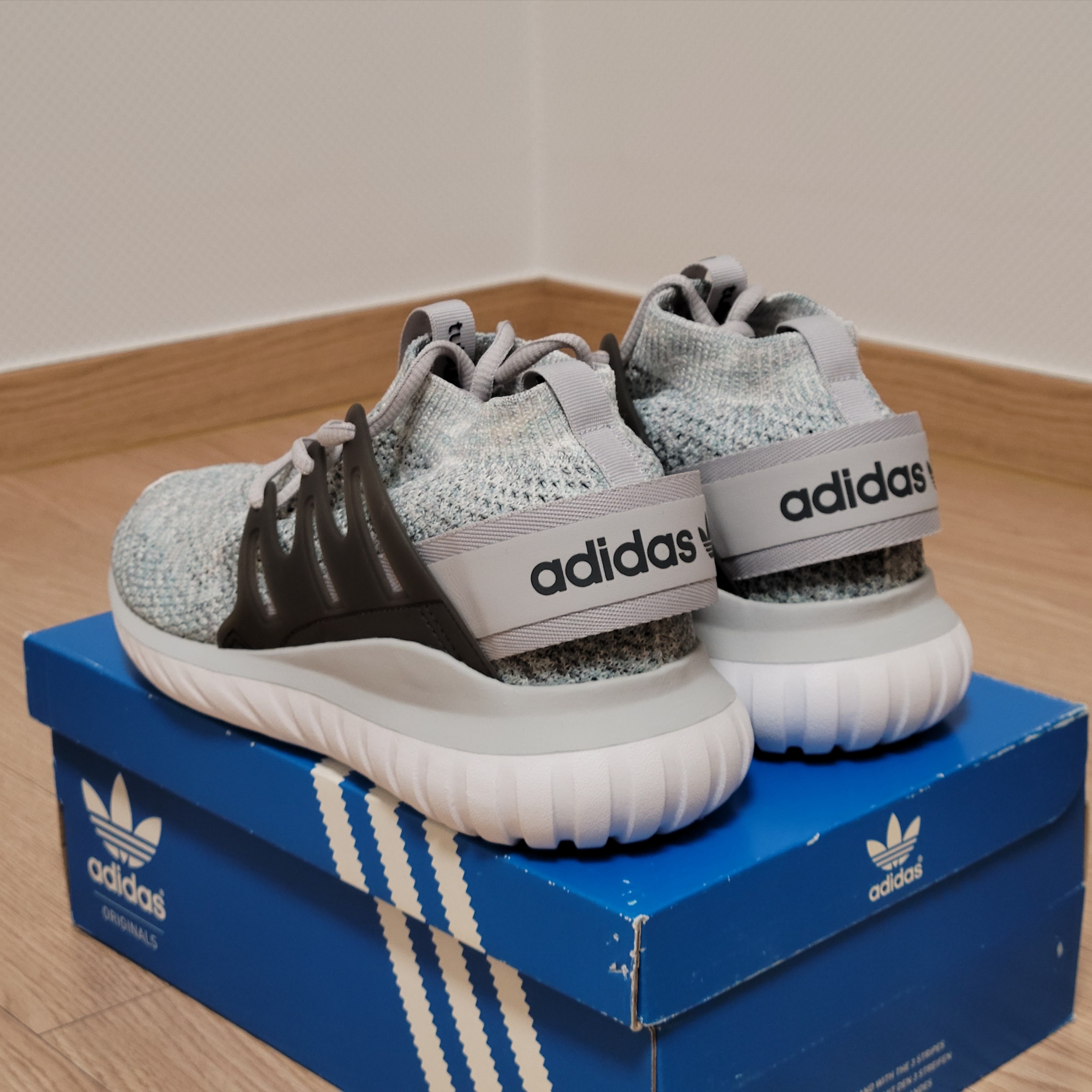 Adidas Tubular Nova Primeknit Tactile Green 착용 스타일 - 3