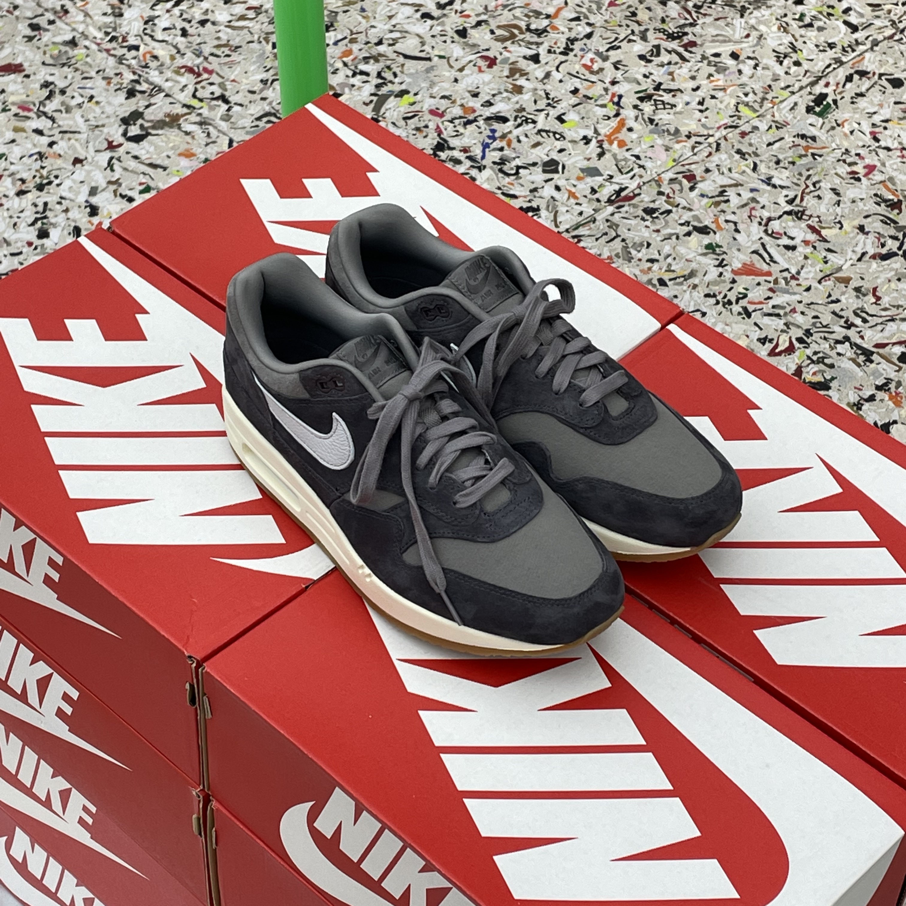 Nike Air Max 1 Crepe 착용 스타일 - 1