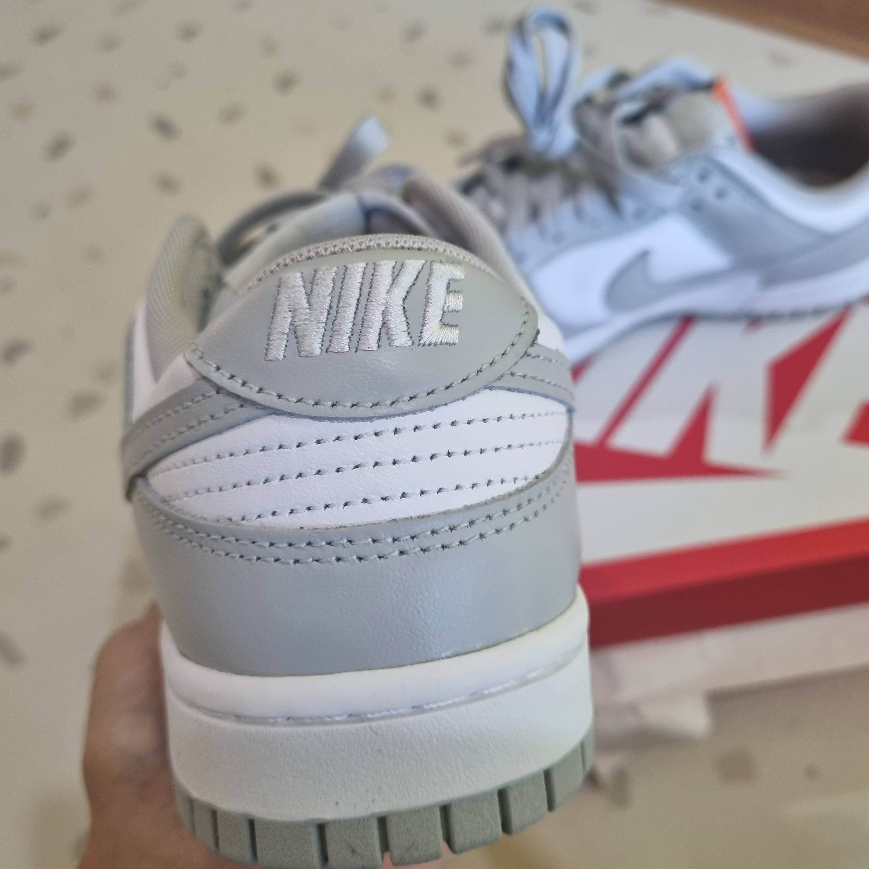 Nike Dunk Low Retro Grey Fog 착용 스타일 - 3