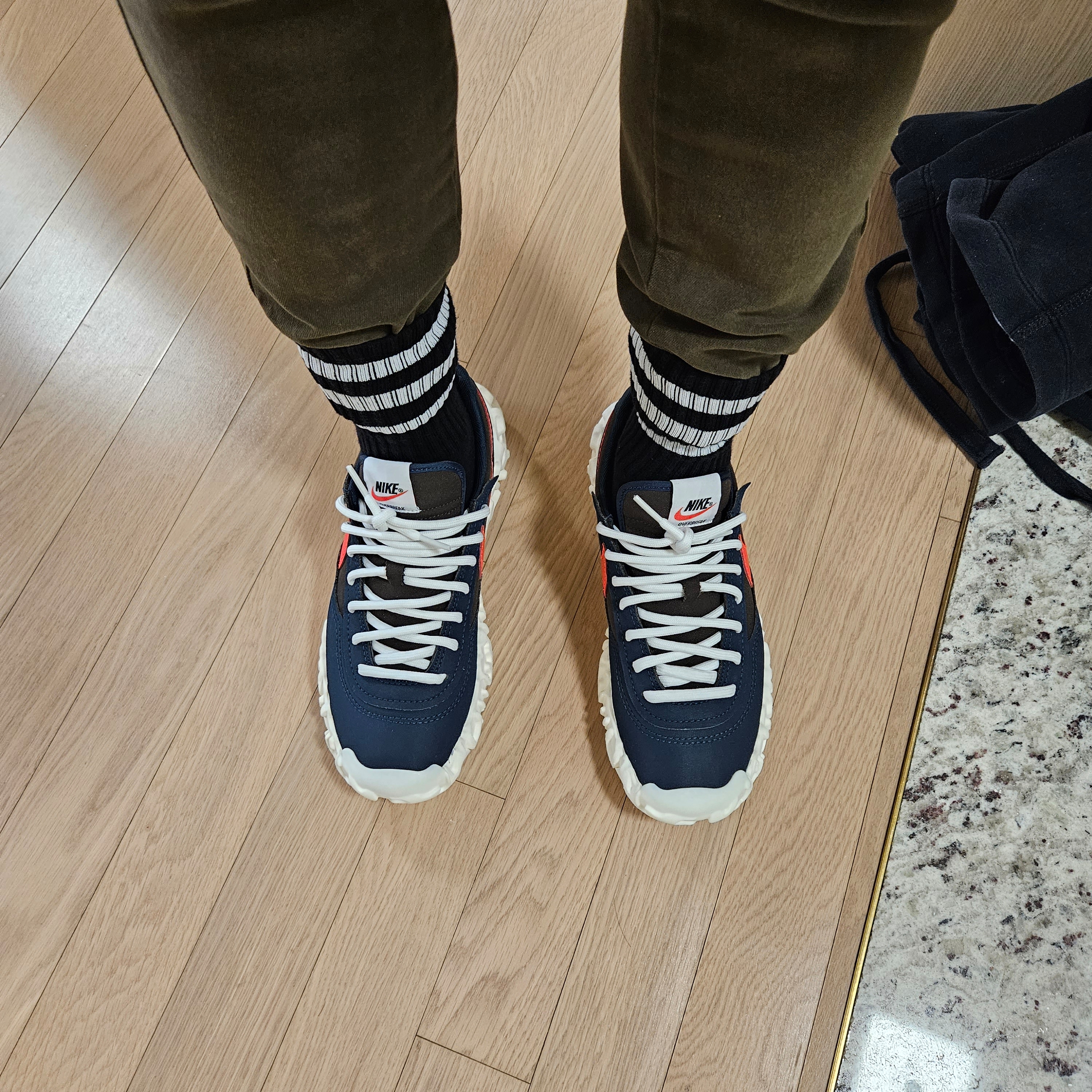 Nike Overbreak Armory Navy 착용 스타일