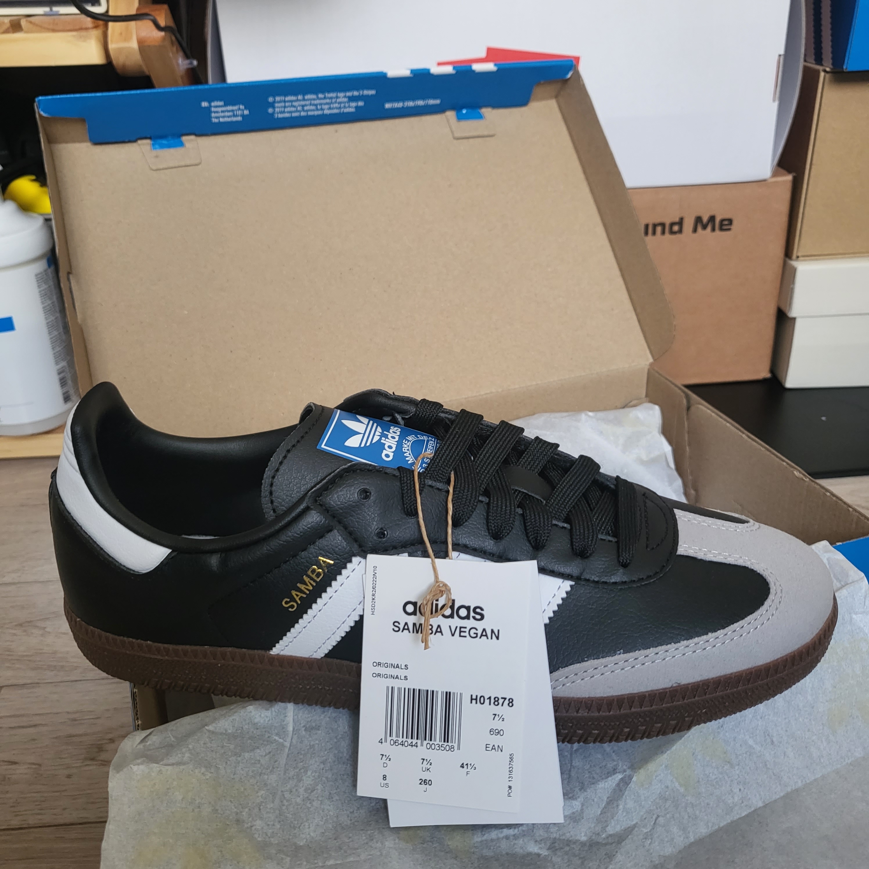 Adidas Samba Vegan Black White 착용 스타일 - 2