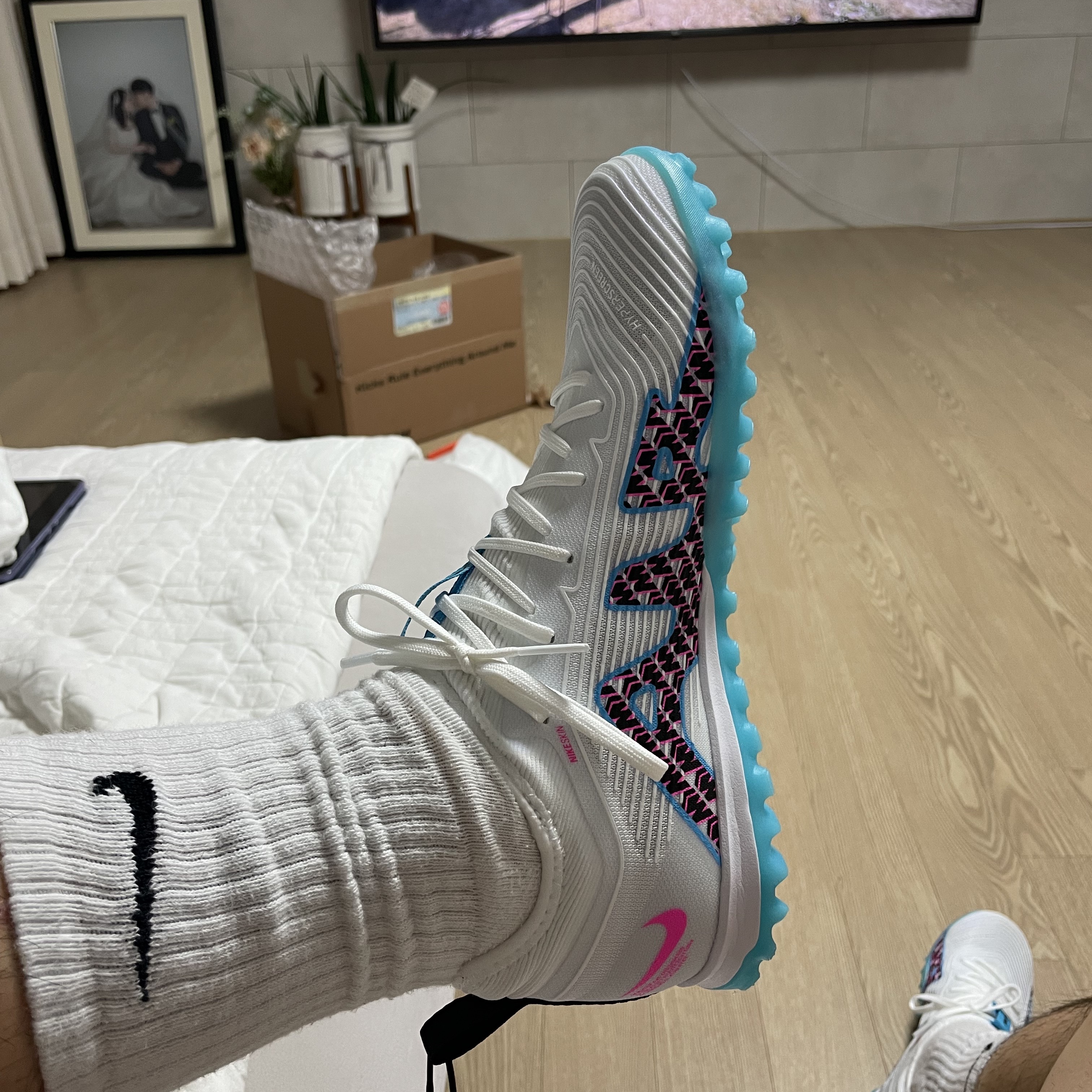 Nike Zoom Mercurial Vapor 15 Pro TF White Baltic Blue 착용 스타일 - 2