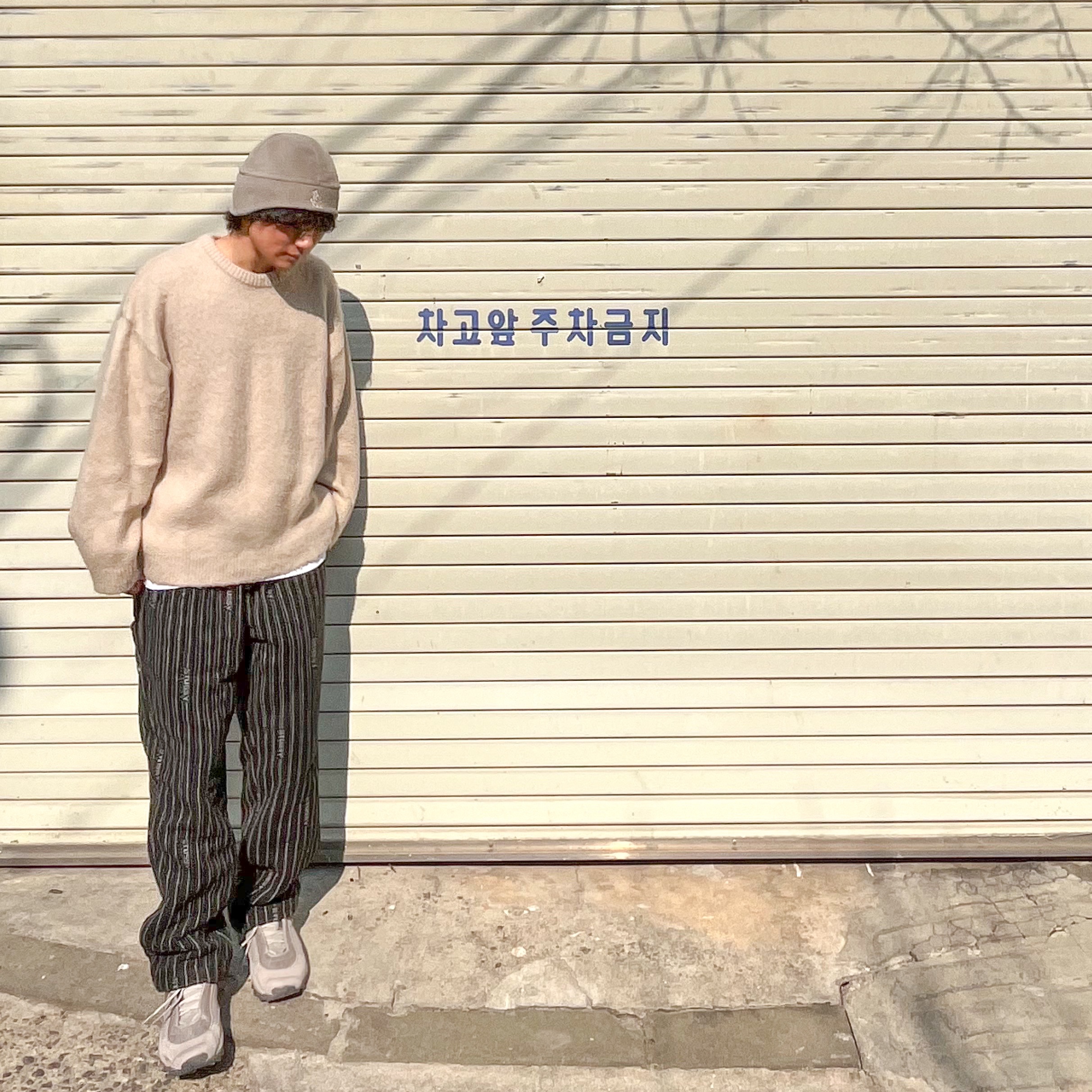 Nike x Stussy NRG Striped Wool Pants Black (DR4021-010), Adidas x OAMC Type O-5 Feather Grey 착용 스타일 - 2