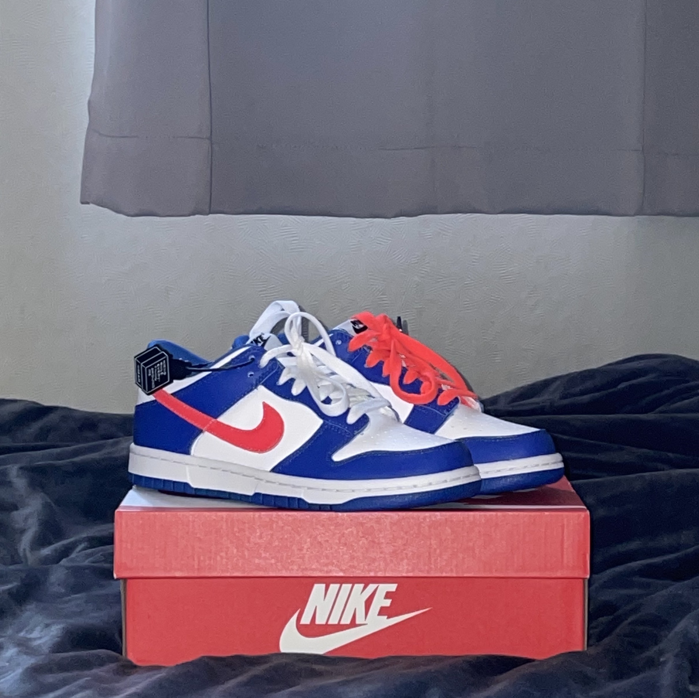 (GS) Nike Dunk Low Bright Crimson Game Royal 착용 스타일 - 2