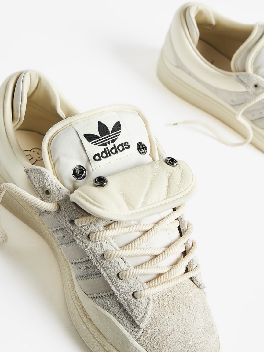 Adidas x Bad Bunny Campus Light Cloud White 착용 스타일 - 3