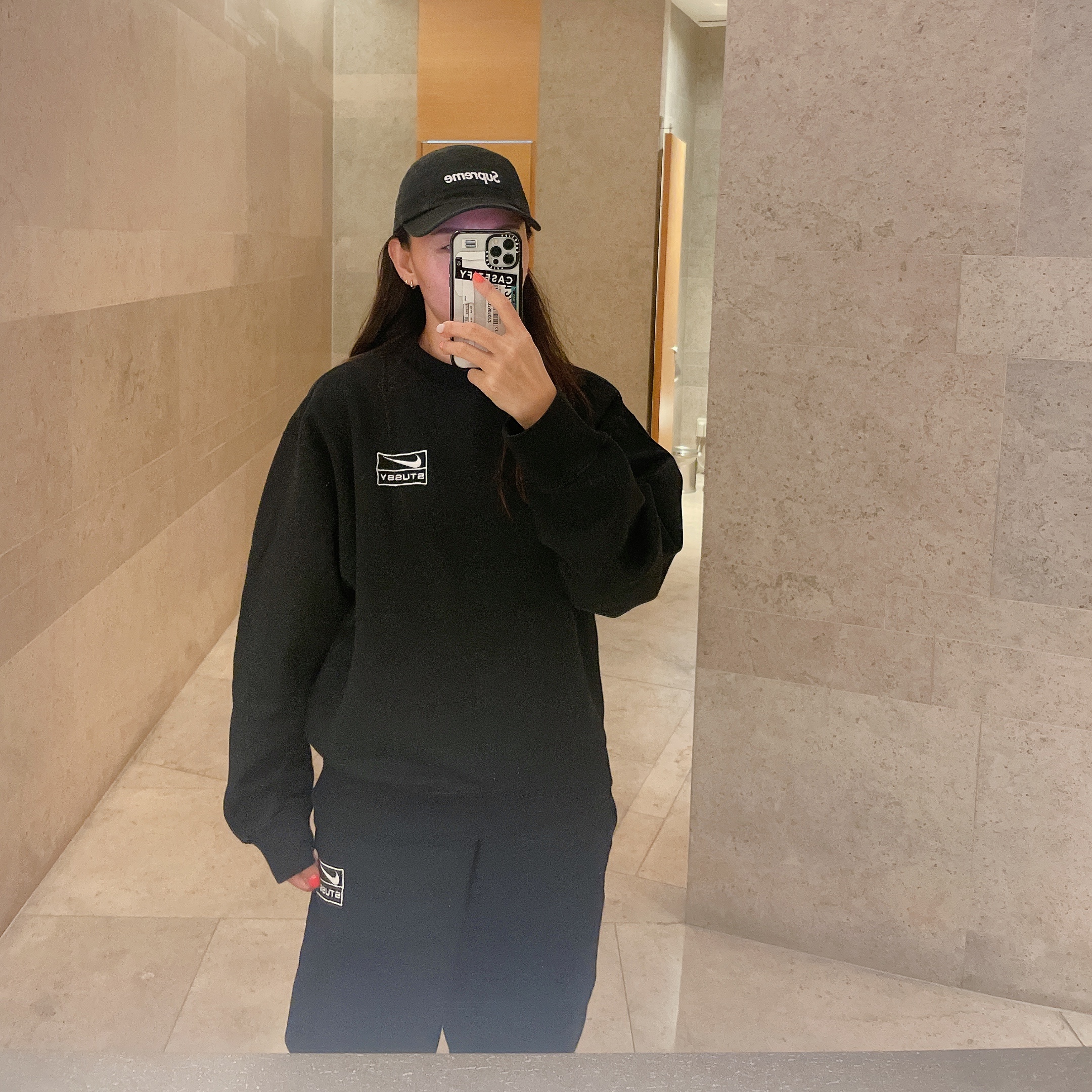 Nike x Stussy NRG Washed Fleece Crewneck Black (DO5310-010), Supreme Military Camp Cap Black - 22FW 착용 스타일