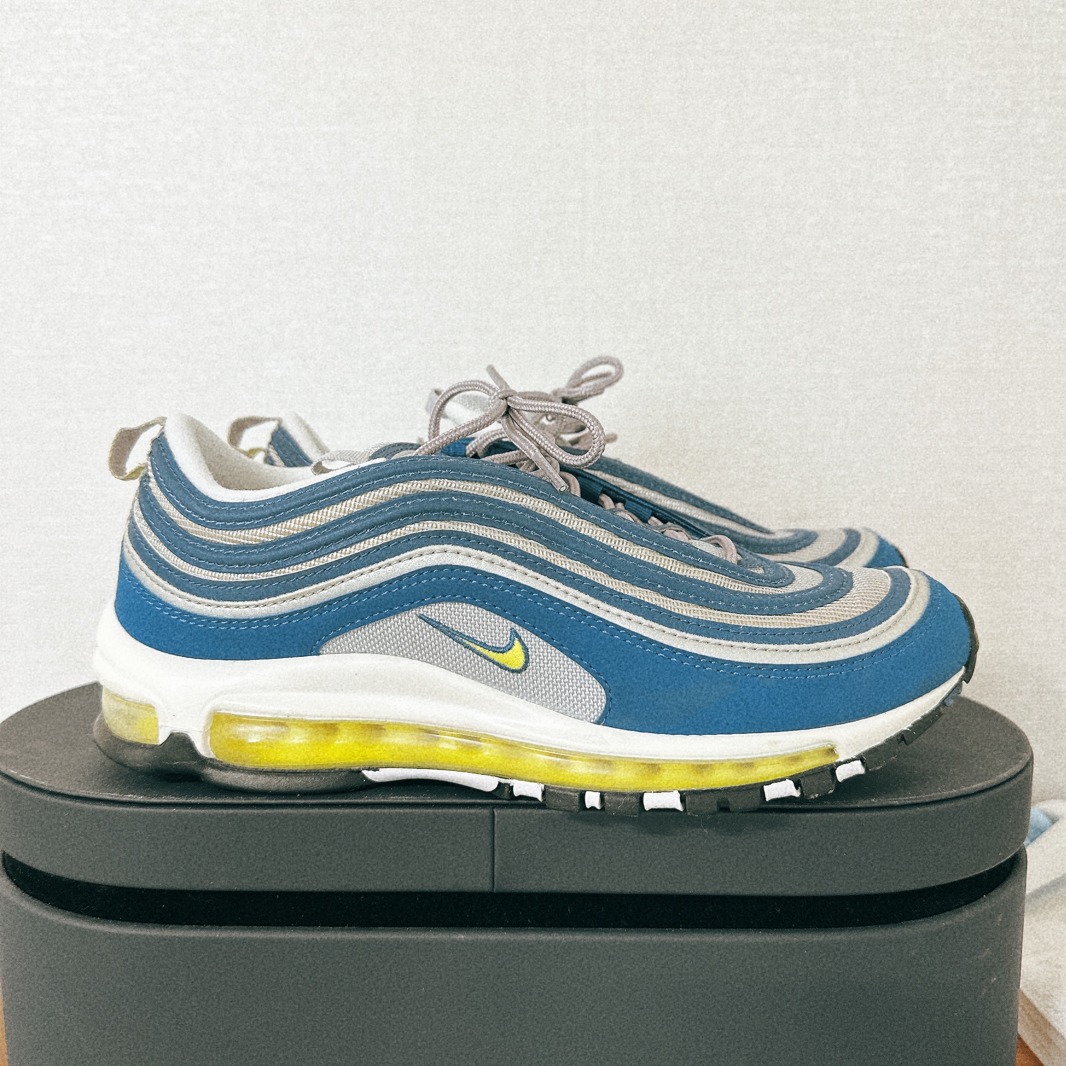 Nike Air Max 97 OG Royal Neon 착용 스타일 - 1