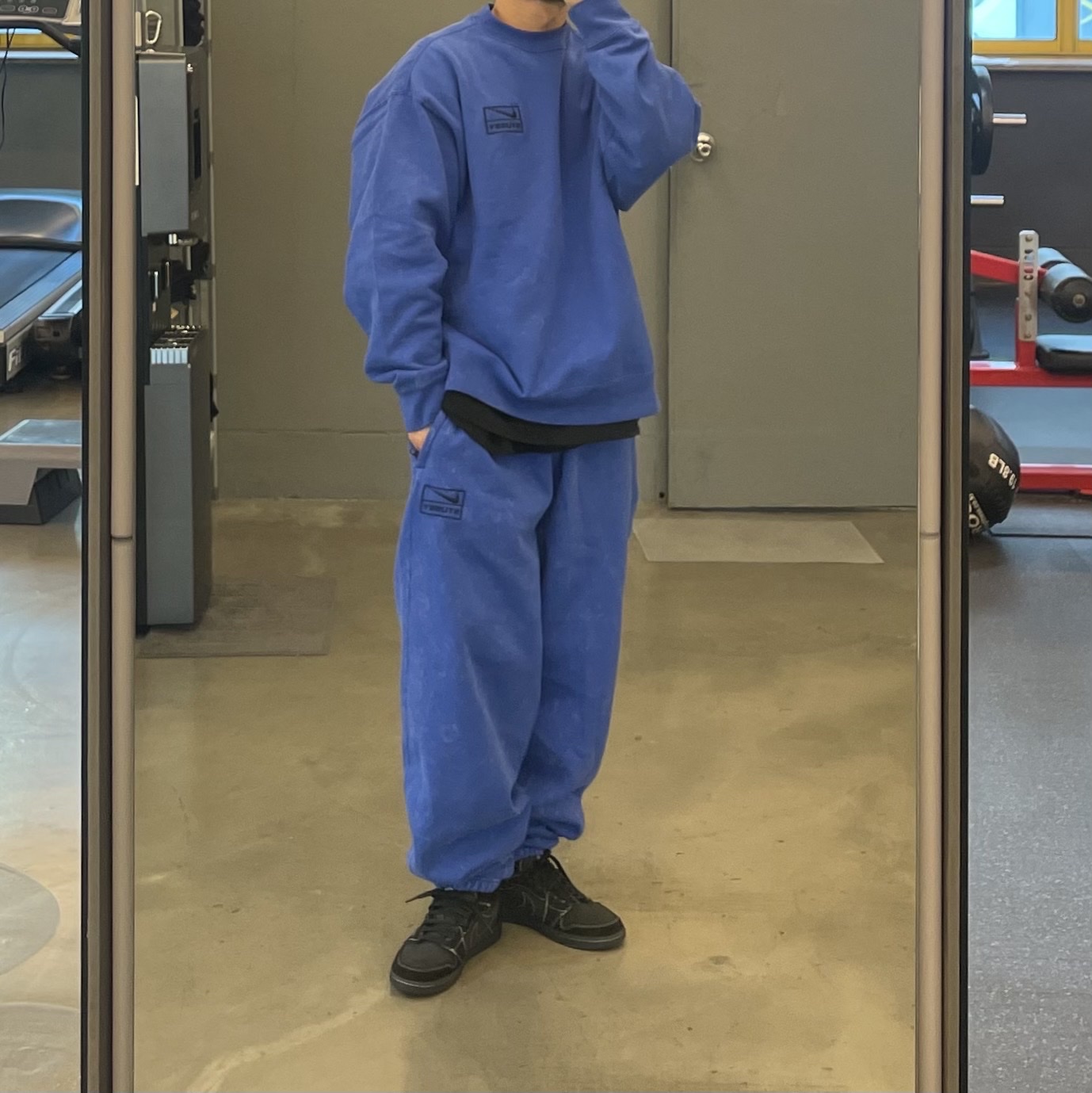 Nike x Stussy NRG Acid Washed Crewneck Game Royal (DR4024-480), Nike x Stussy NRG Acid Washed Fleece Pants Game Royal (DR4025-480) 착용 스타일 - 1