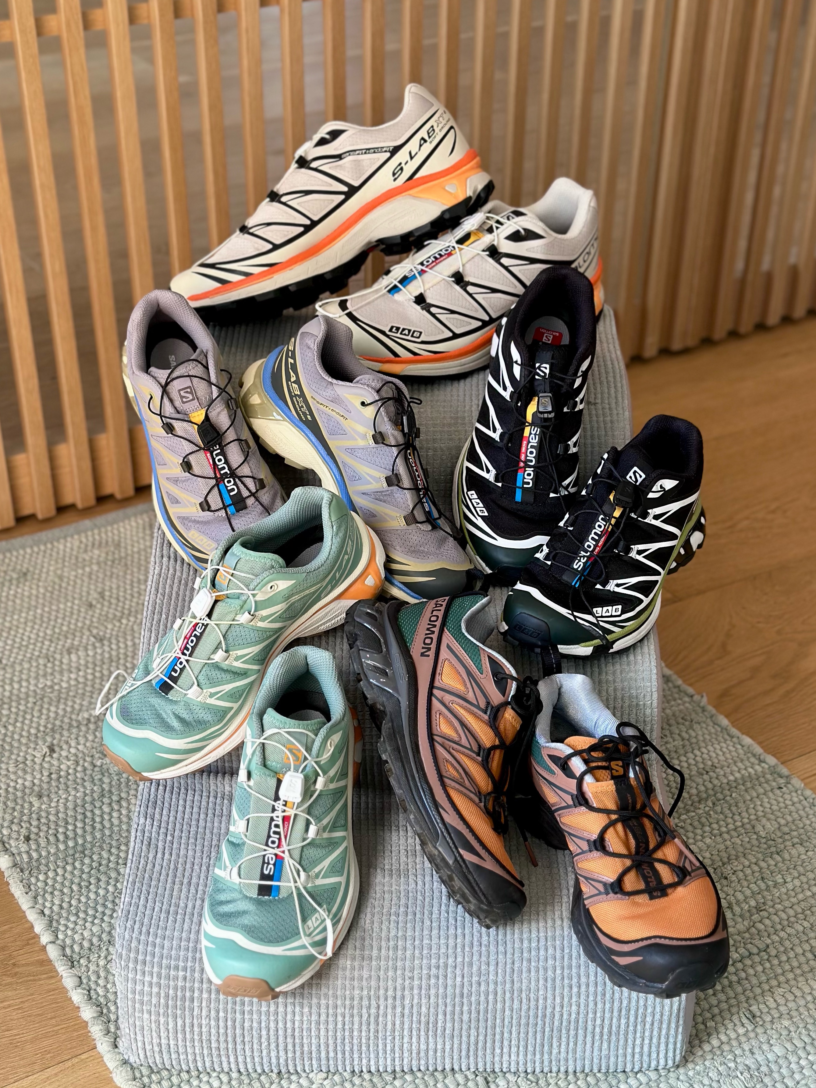 Salomon XT-6 Expanse 75th Anniversary Golden Oak Acorn, Salomon XT-6 Rainy Day Vibrant Orange 착용 스타일
