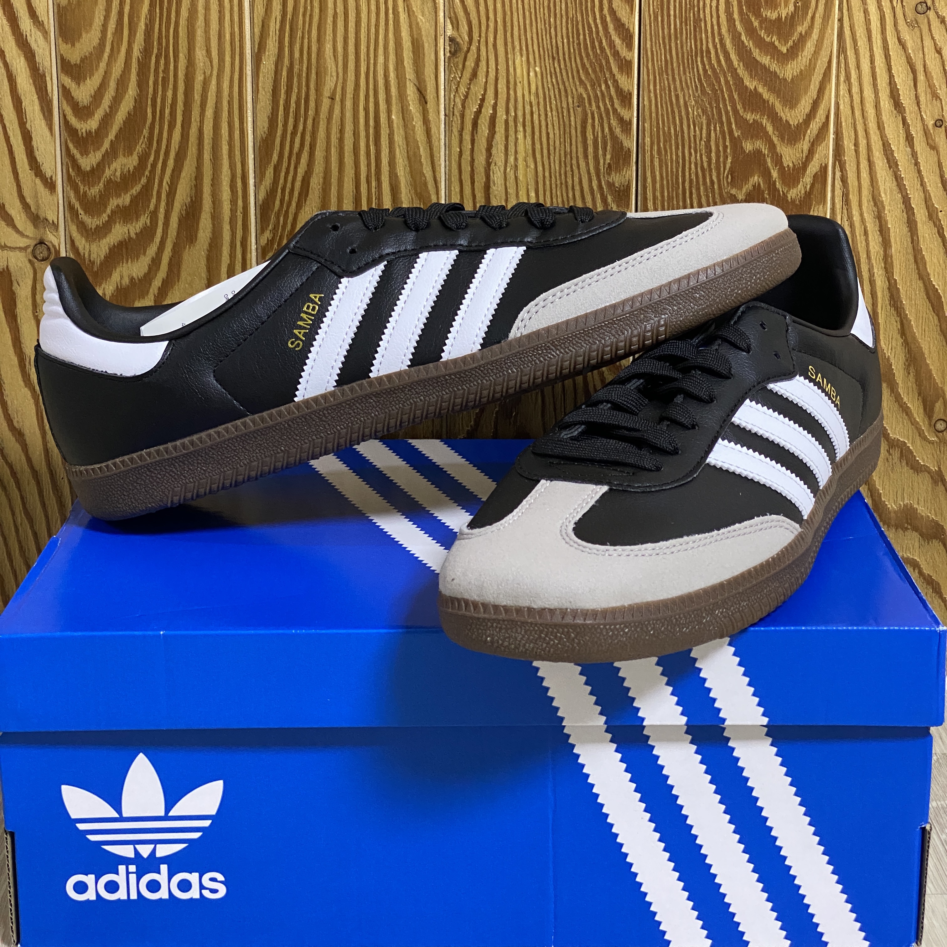 Adidas Samba Vegan Black White 착용 스타일