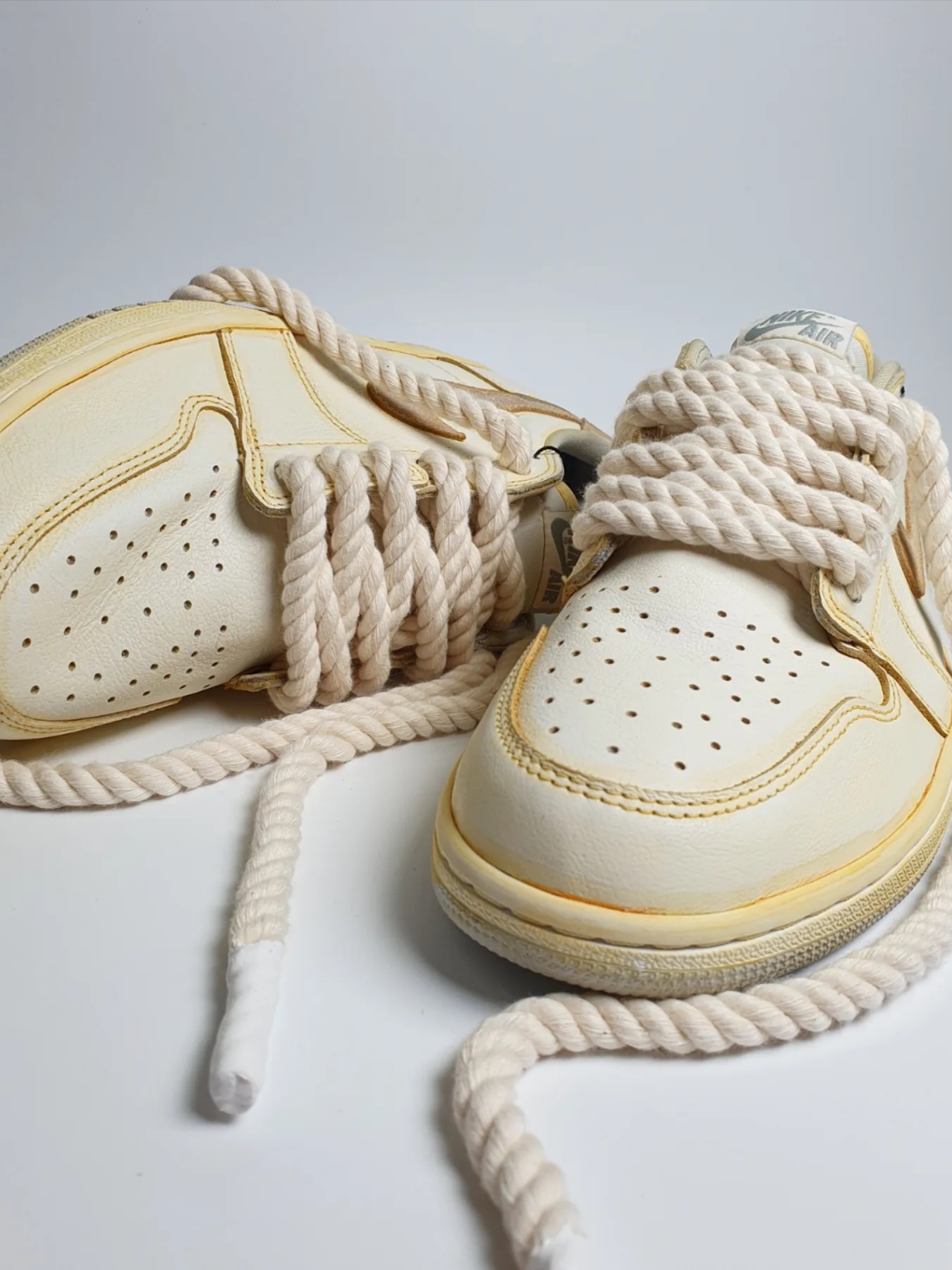 Jordan 1 Low OG Neutral Grey 착용 스타일 - 4