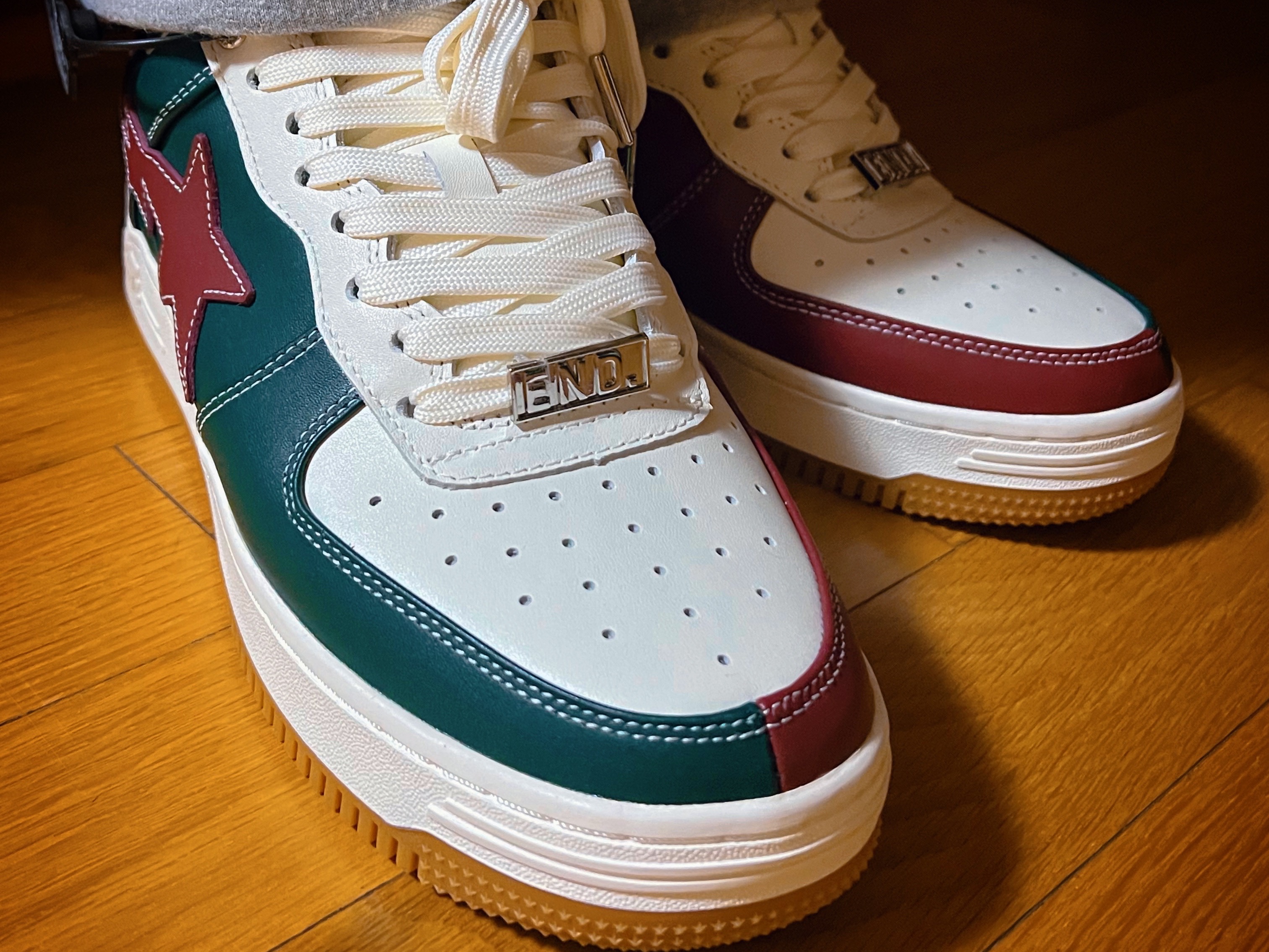 BAPE x END. Bape Sta Low M1 Bowling Green Red 착용 스타일 - 4