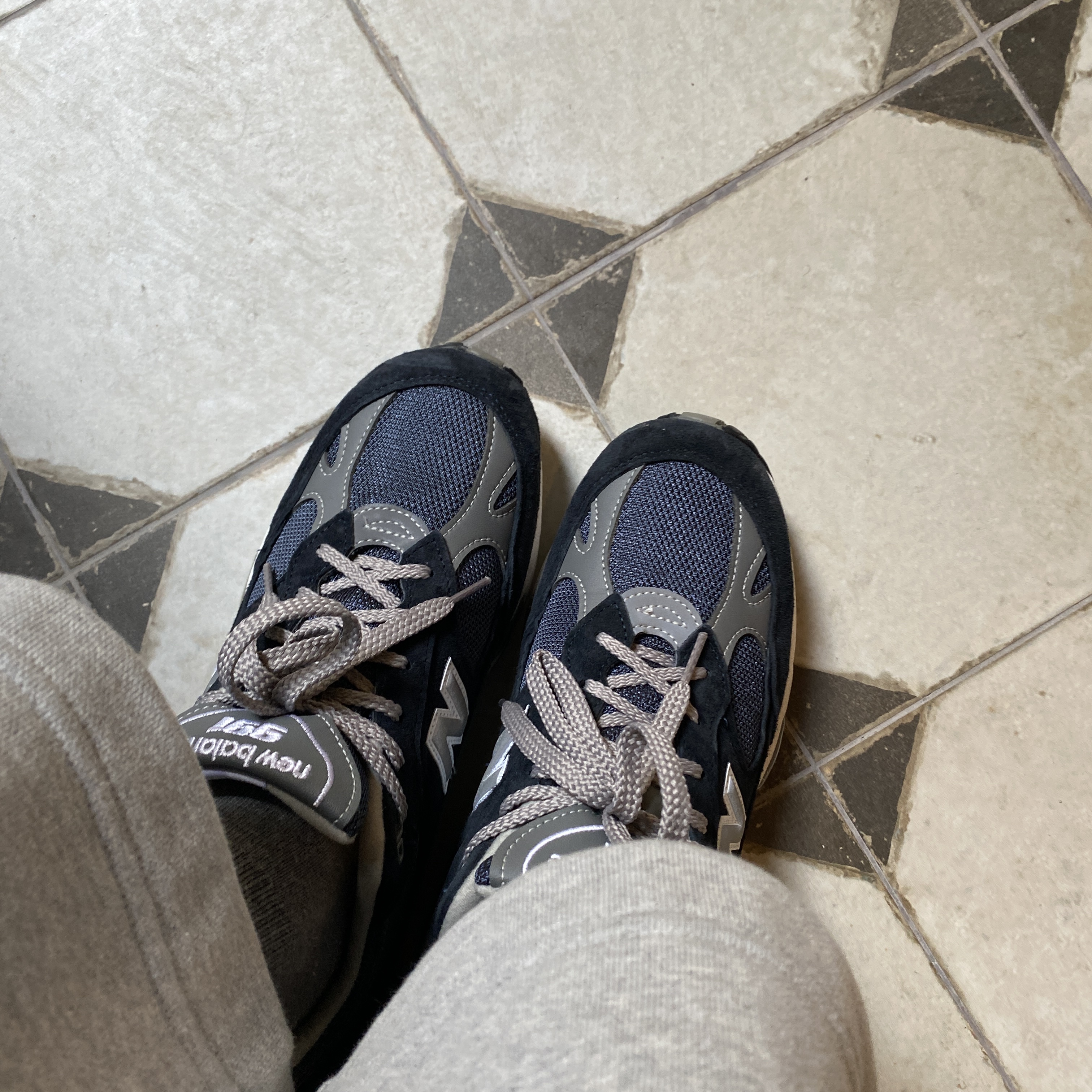 New Balance 991 Made in UK Navy 착용 스타일