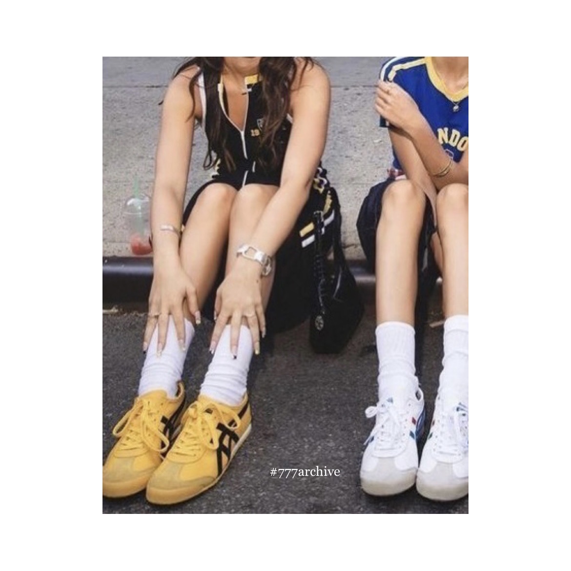 Onitsuka Tiger Mexico 66 Yellow Black 착용 스타일 - 1