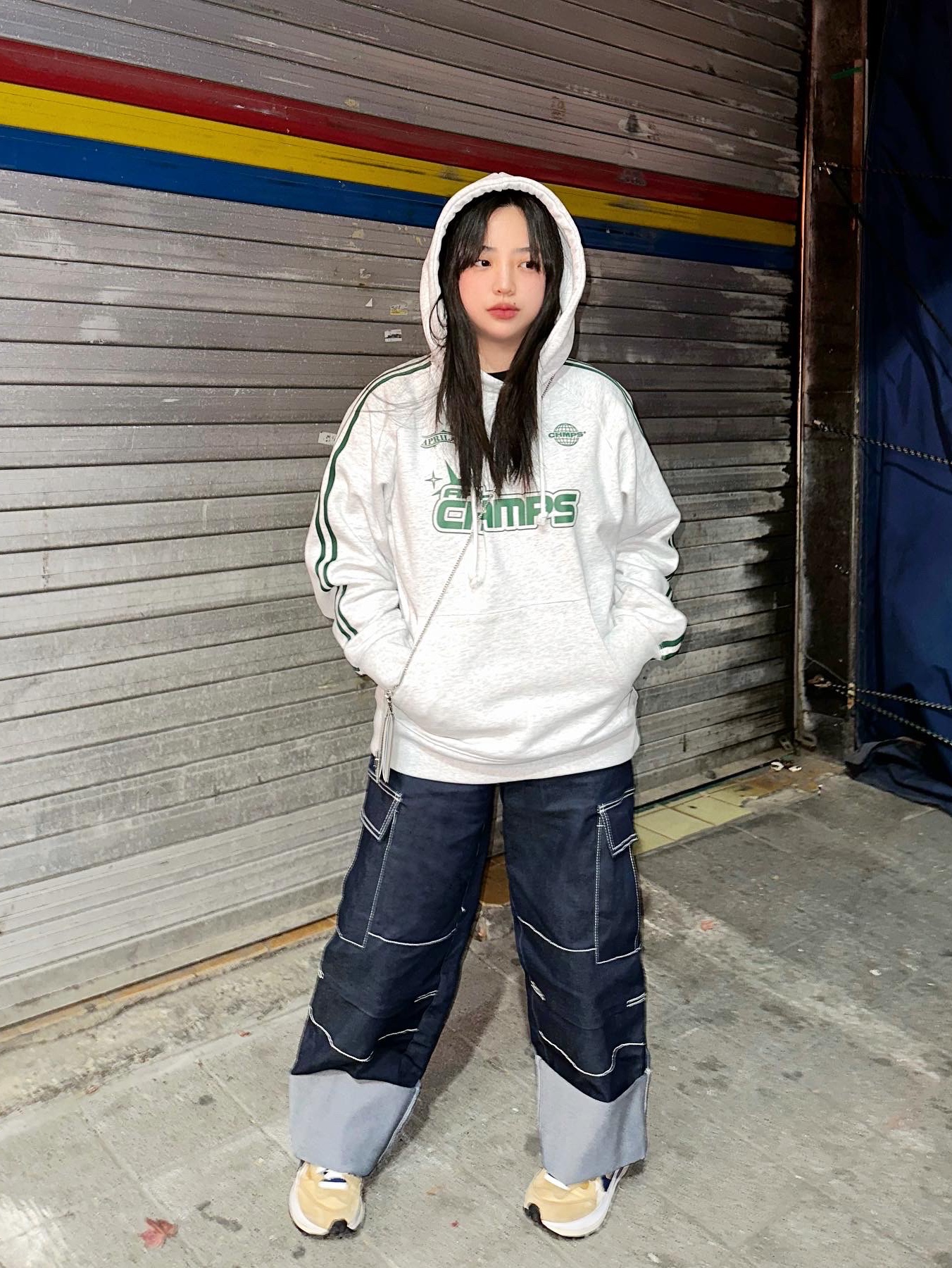 Nike x Sacai VaporWaffle Sesame and Blue Void 착용 스타일 - 1