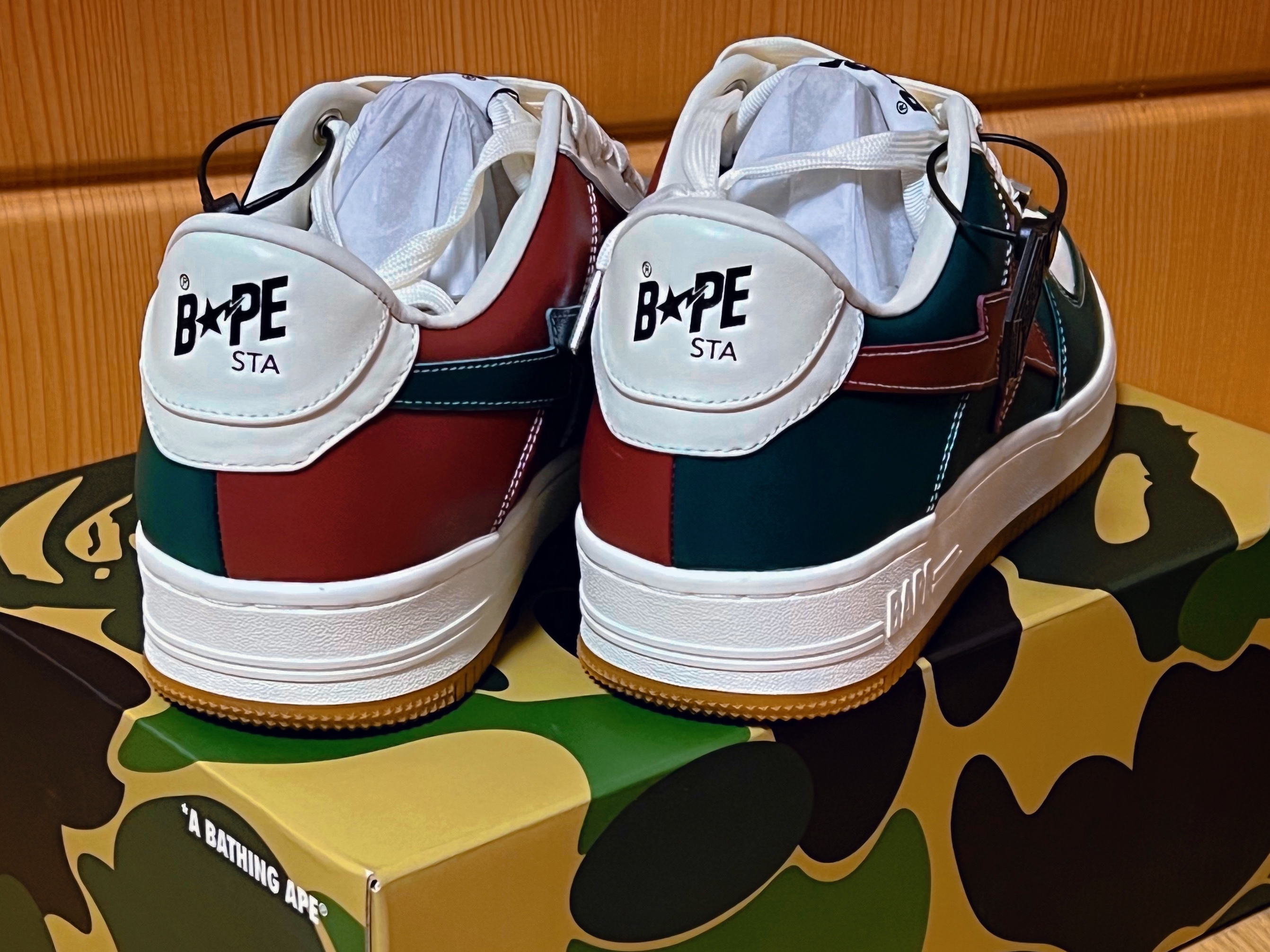 BAPE x END. Bape Sta Low M1 Bowling Green Red 착용 스타일 - 2
