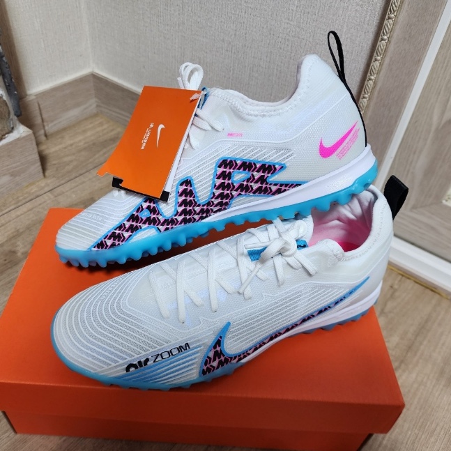 Nike Zoom Mercurial Vapor 15 Pro TF White Baltic Blue 착용 스타일