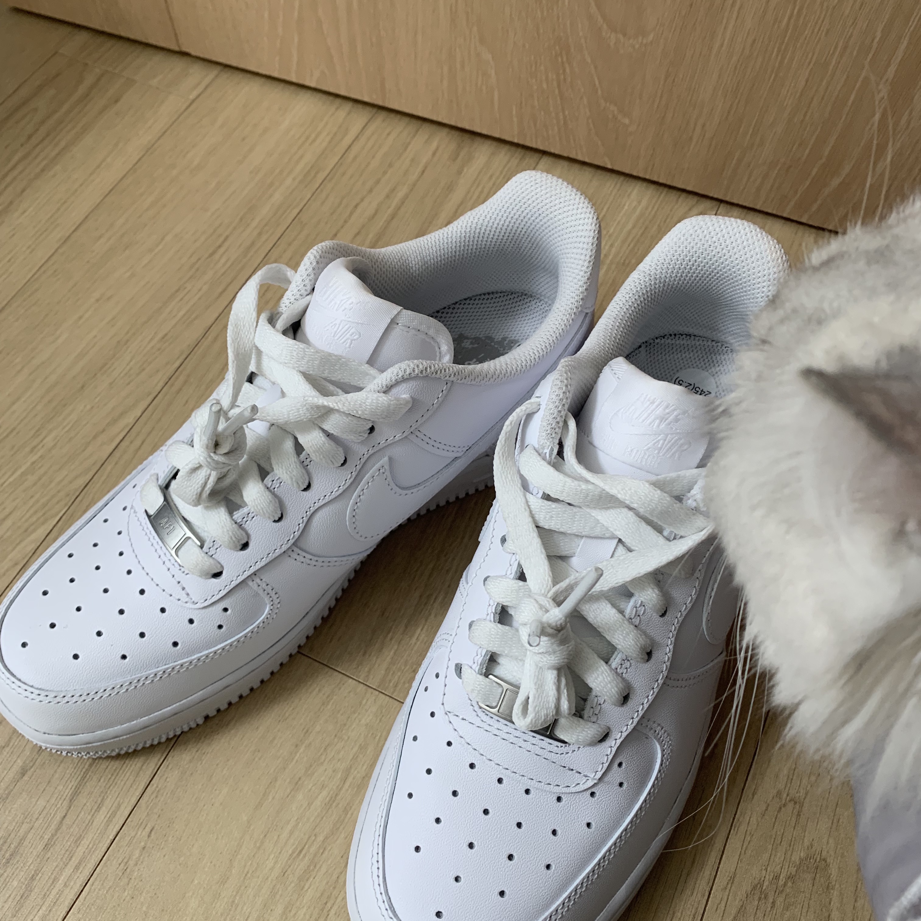 (W) Nike Air Force 1 '07 Low White 착용 스타일 - 1