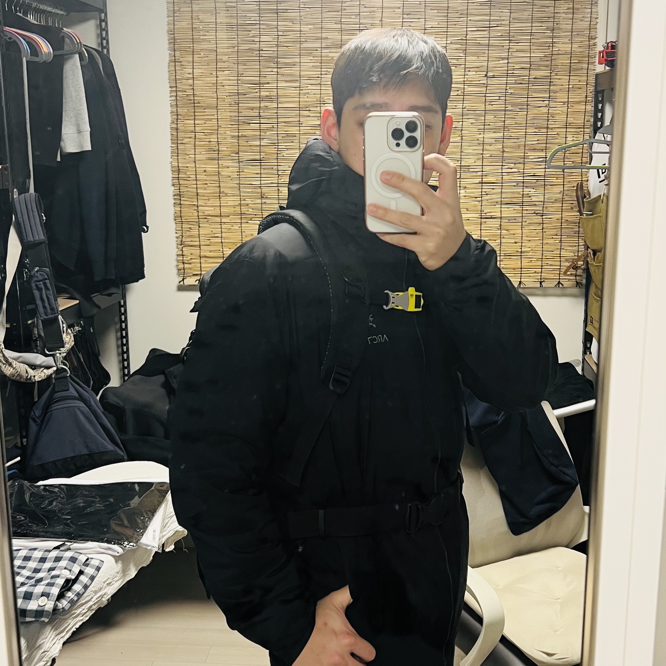Arc'teryx Atom LT Hoody Black 착용 스타일