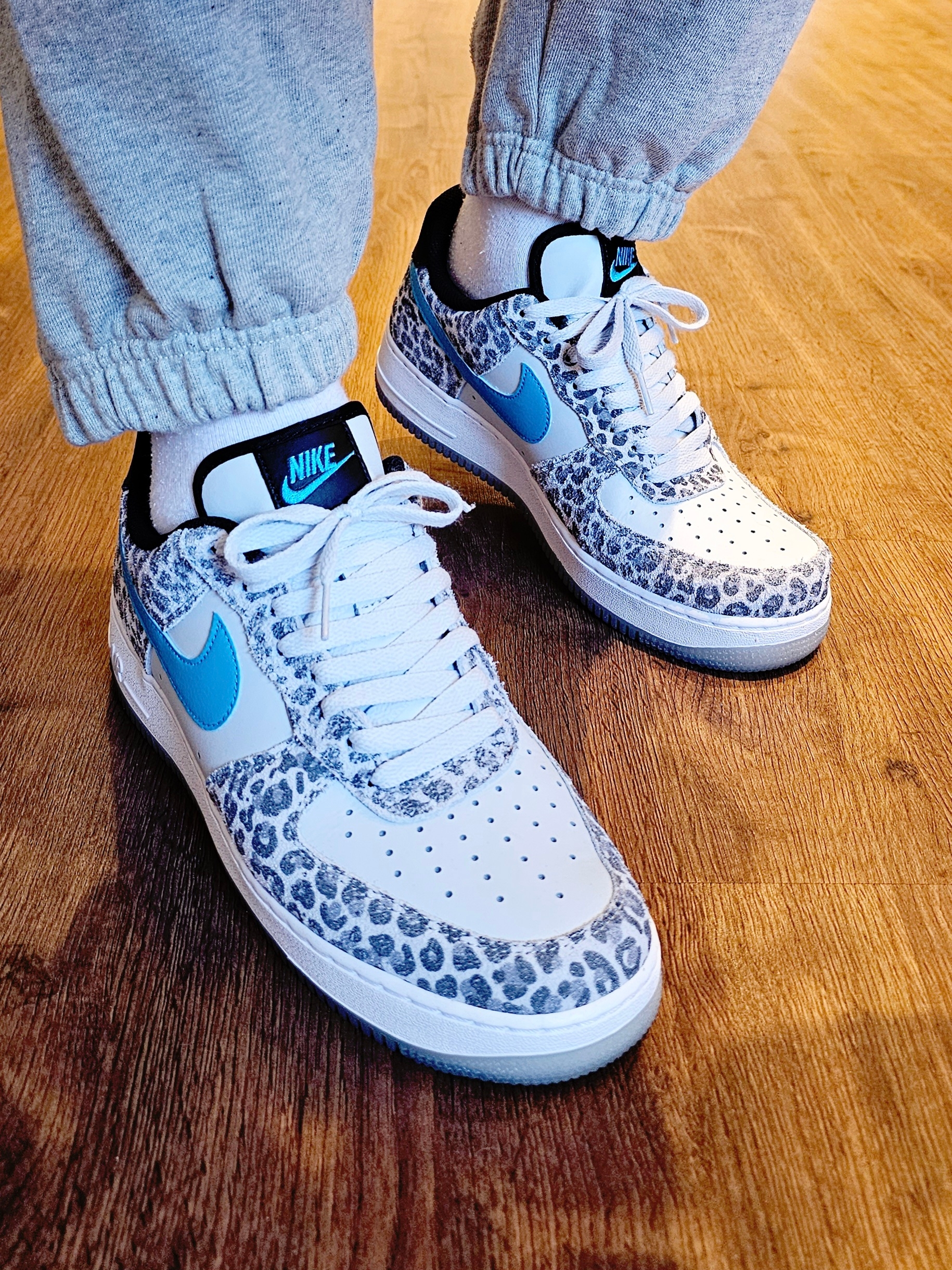 Nike Air Force 1 '07 PRM Pure Platinum 착용 스타일