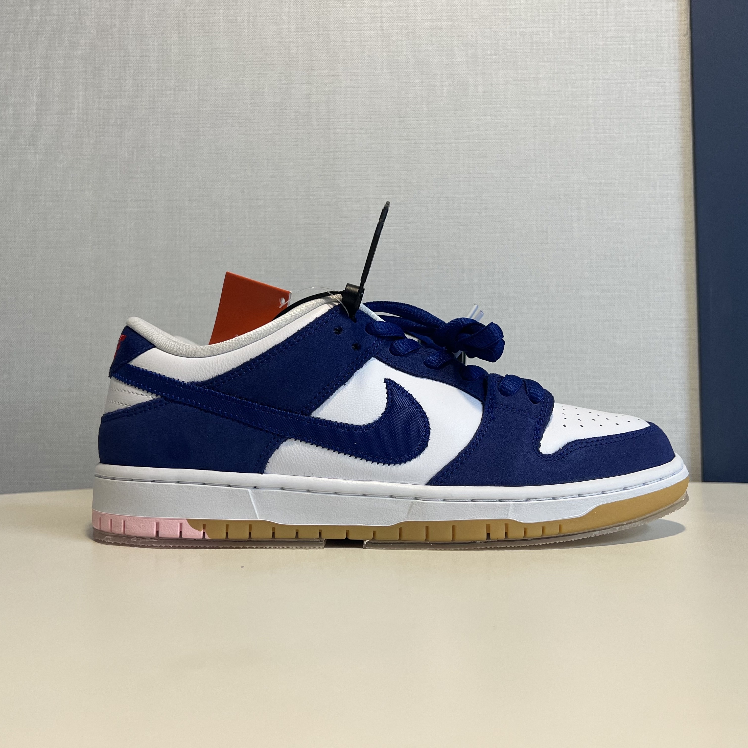 Nike SB Dunk Low Pro Premium Deep Royal Blue 착용 스타일