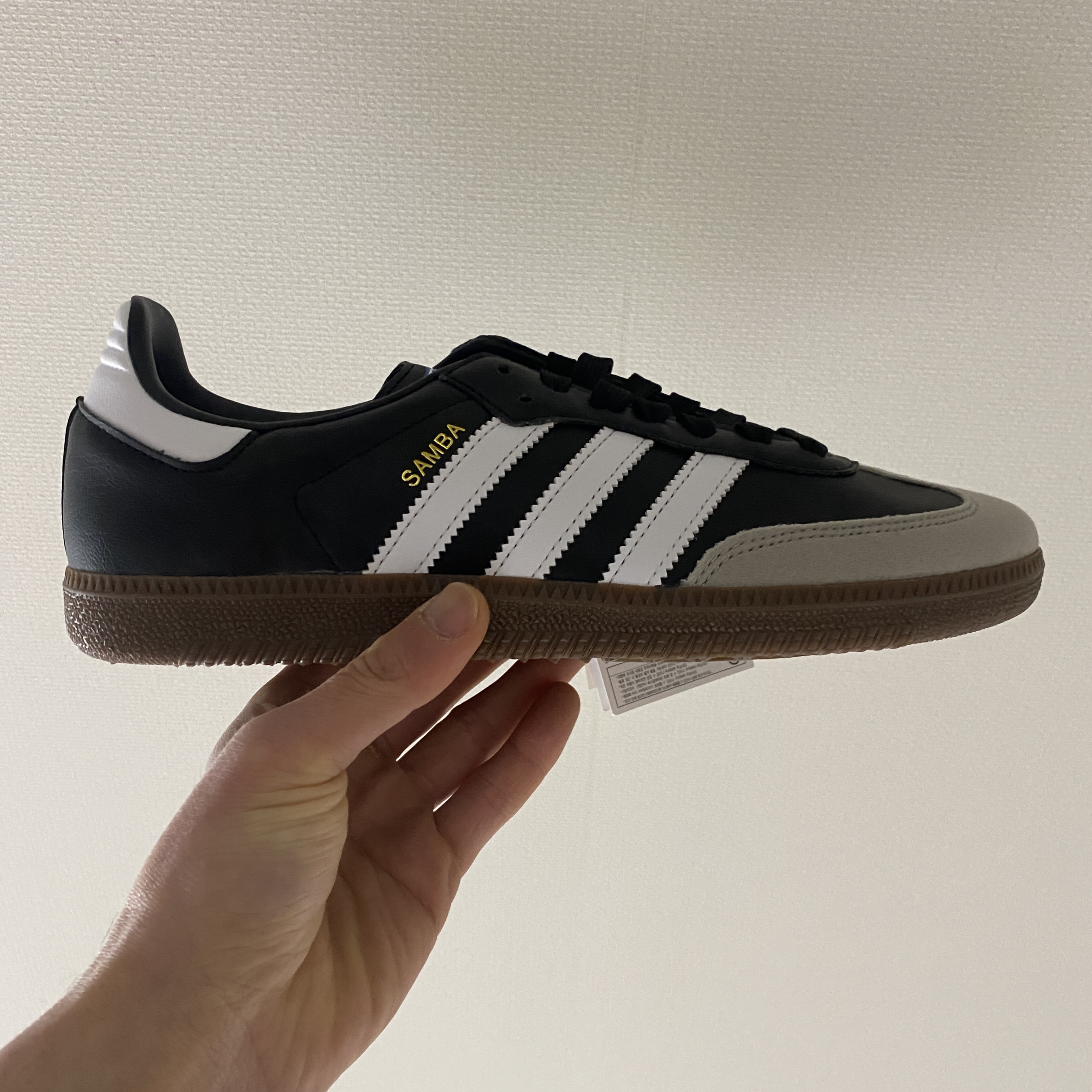 Adidas Samba Vegan Black White 착용 스타일