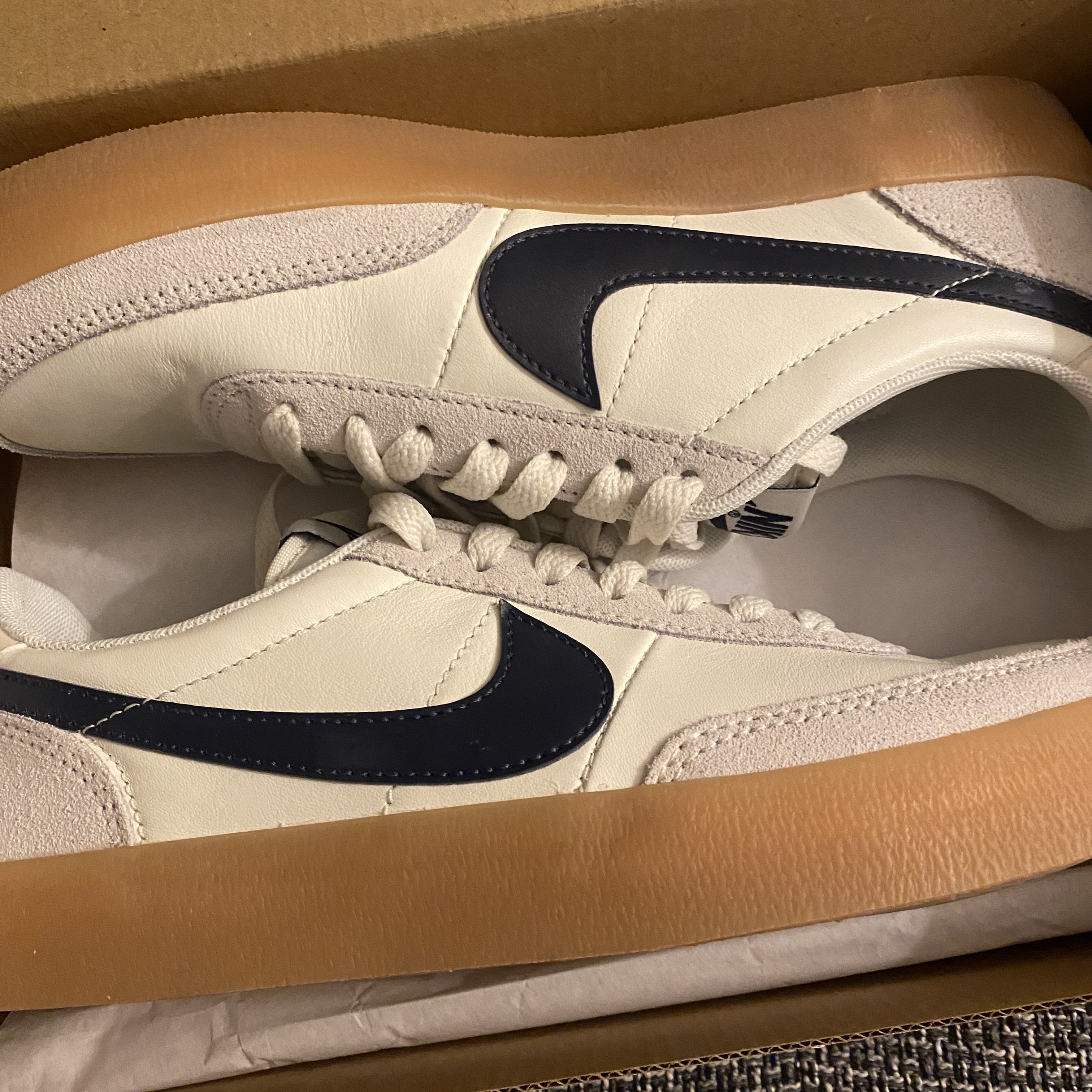 Nike x J.Crew Killshot 2 Sail Midnight Navy 착용 스타일